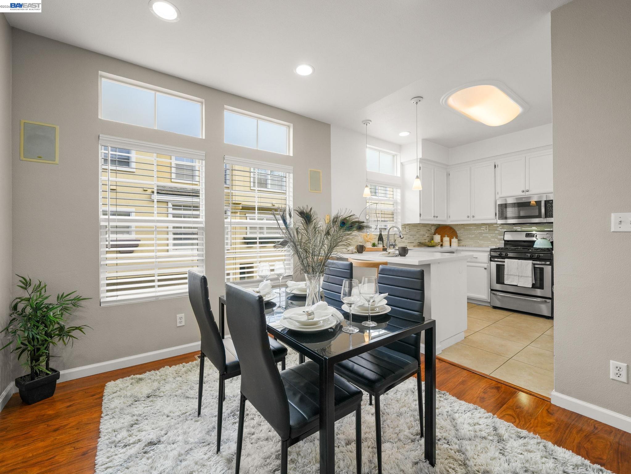 Photo #8: 41126068 Listing: Photo #8