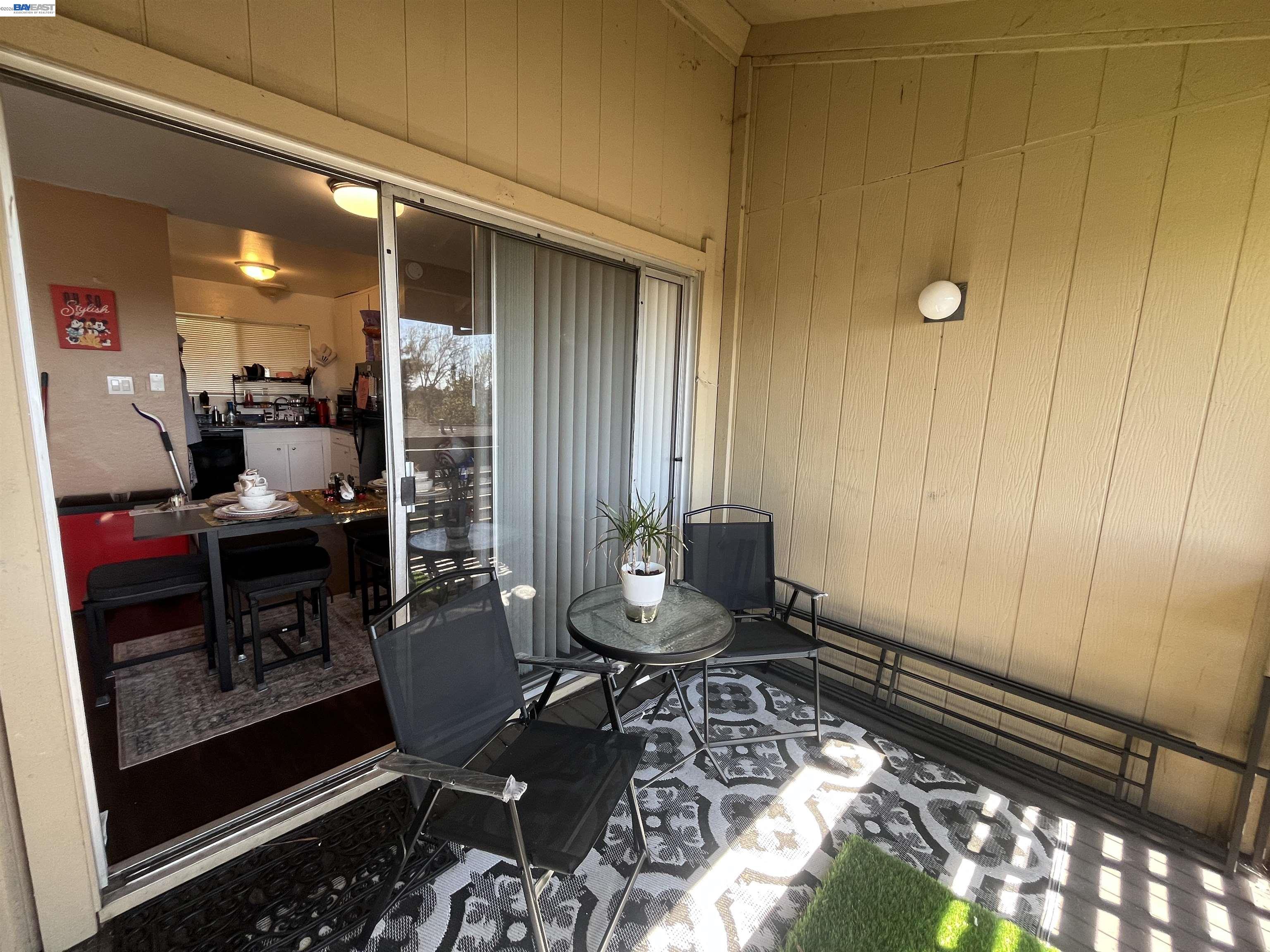 Detail Gallery Image 18 of 22 For 355 Parkview Ter a-8,  Vallejo,  CA 94589 - 3 Beds | 2 Baths