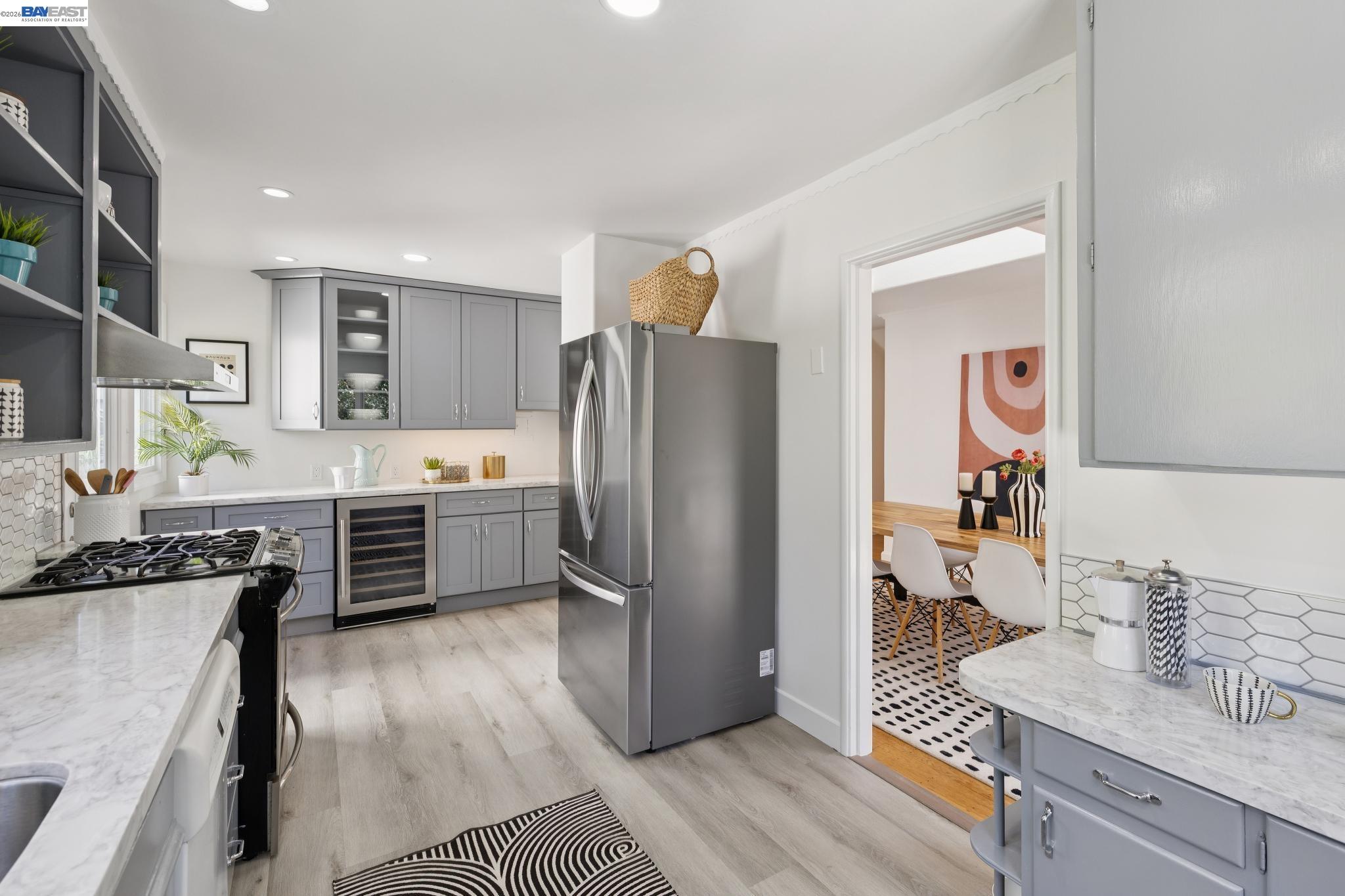 Detail Gallery Image 12 of 41 For 4539 Elinora Avenue, Oakland,  CA 94619 - 3 Beds | 2 Baths