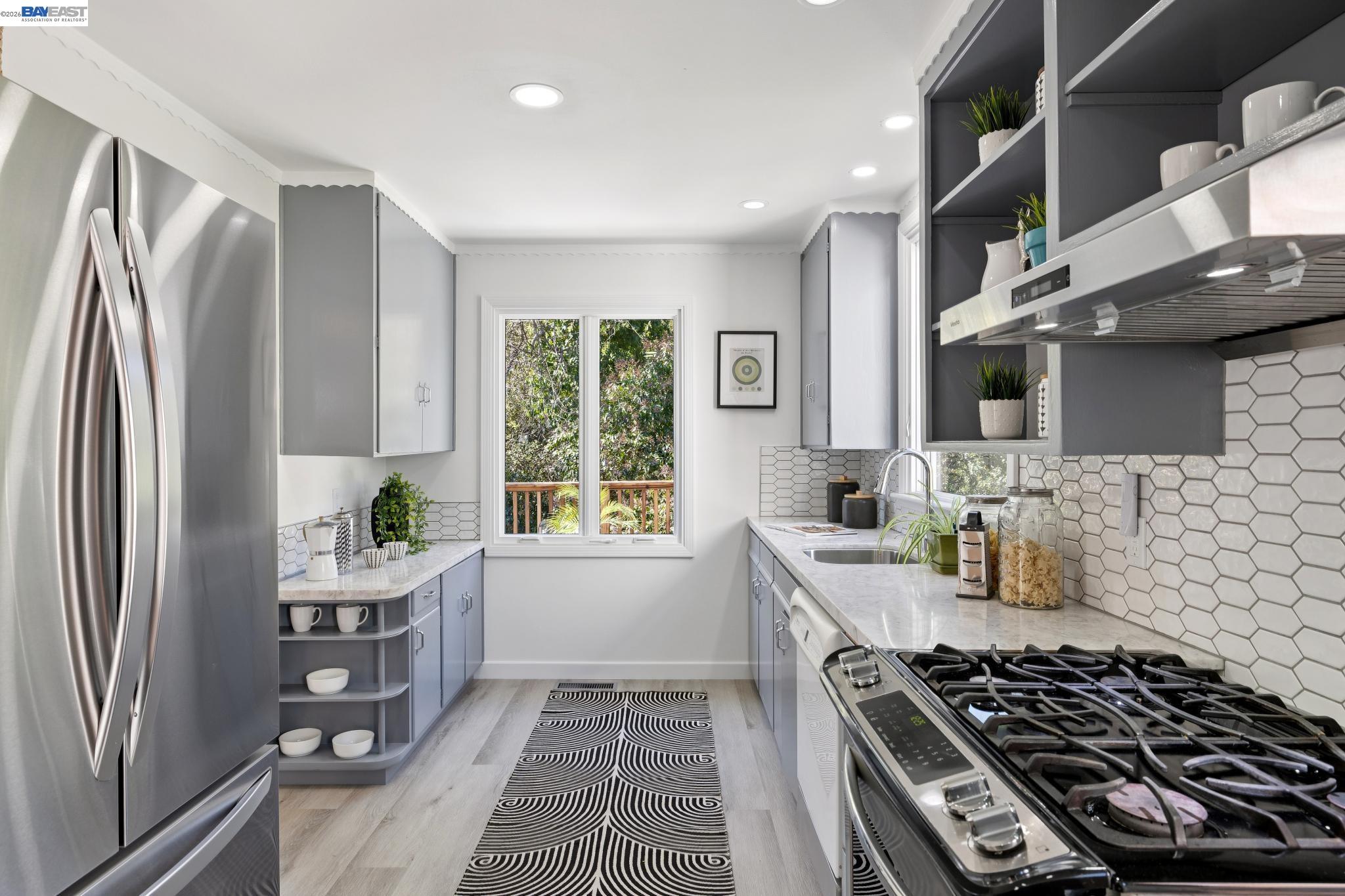 Detail Gallery Image 13 of 41 For 4539 Elinora Avenue, Oakland,  CA 94619 - 3 Beds | 2 Baths