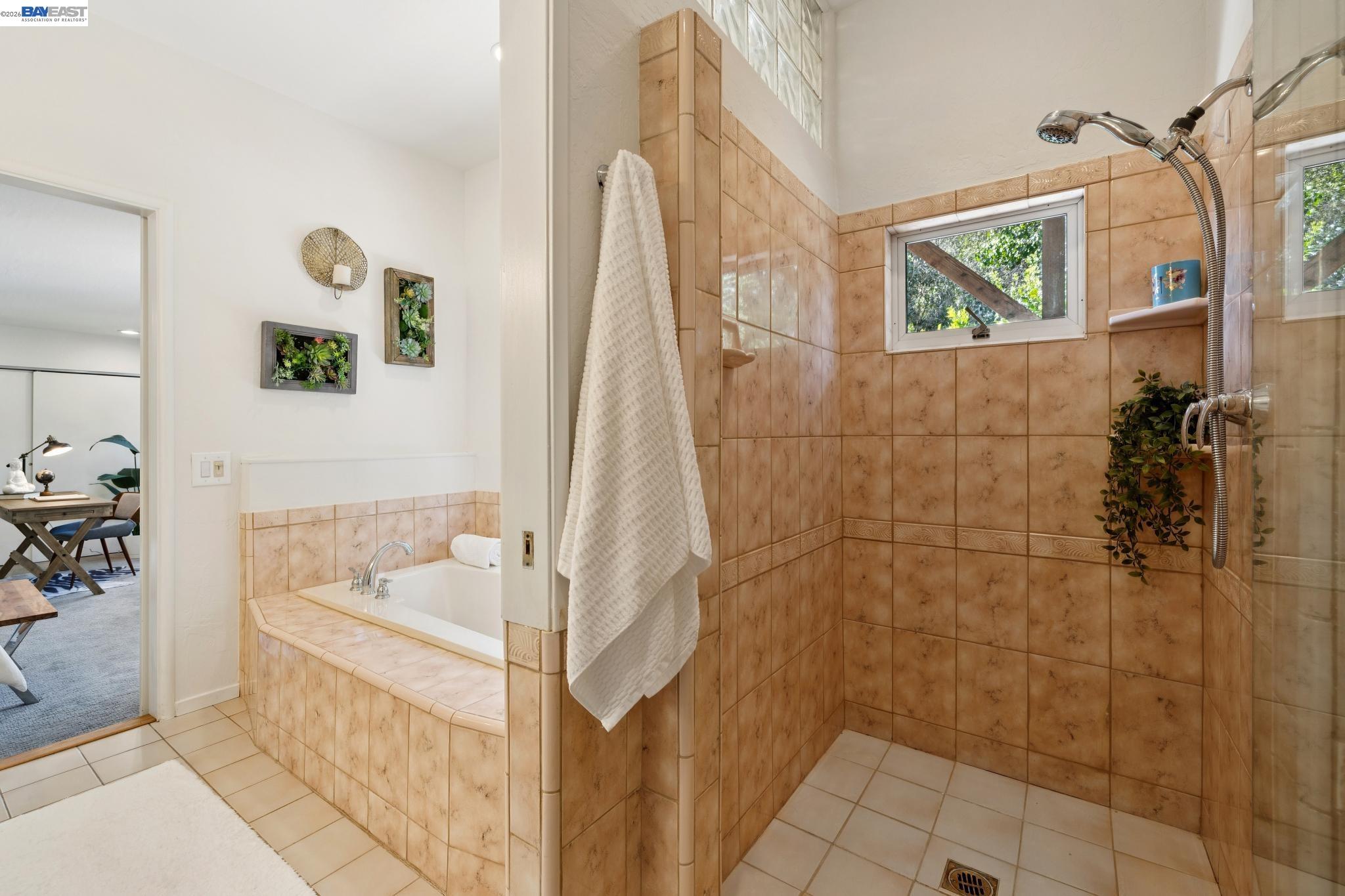 Detail Gallery Image 24 of 41 For 4539 Elinora Avenue, Oakland,  CA 94619 - 3 Beds | 2 Baths