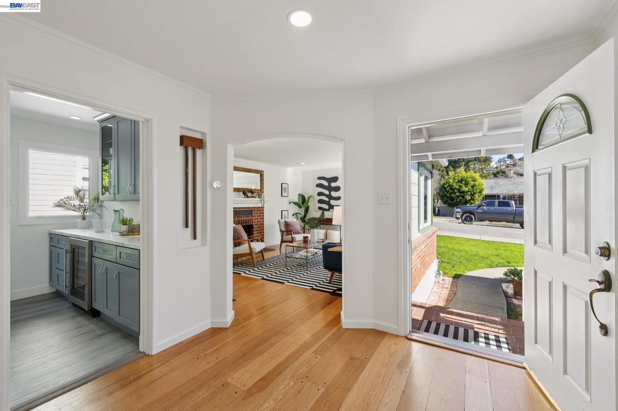 Detail Gallery Image 6 of 41 For 4539 Elinora Avenue, Oakland,  CA 94619 - 3 Beds | 2 Baths