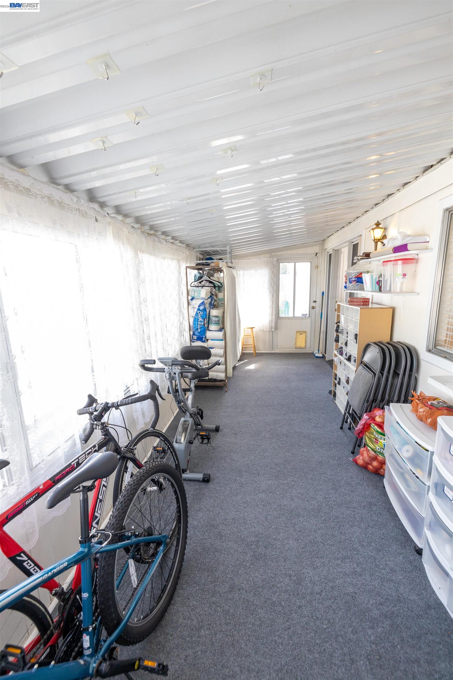 Detail Gallery Image 12 of 37 For 1438 Buckingham Way, Hayward,  CA 94544 - 2 Beds | 2 Baths