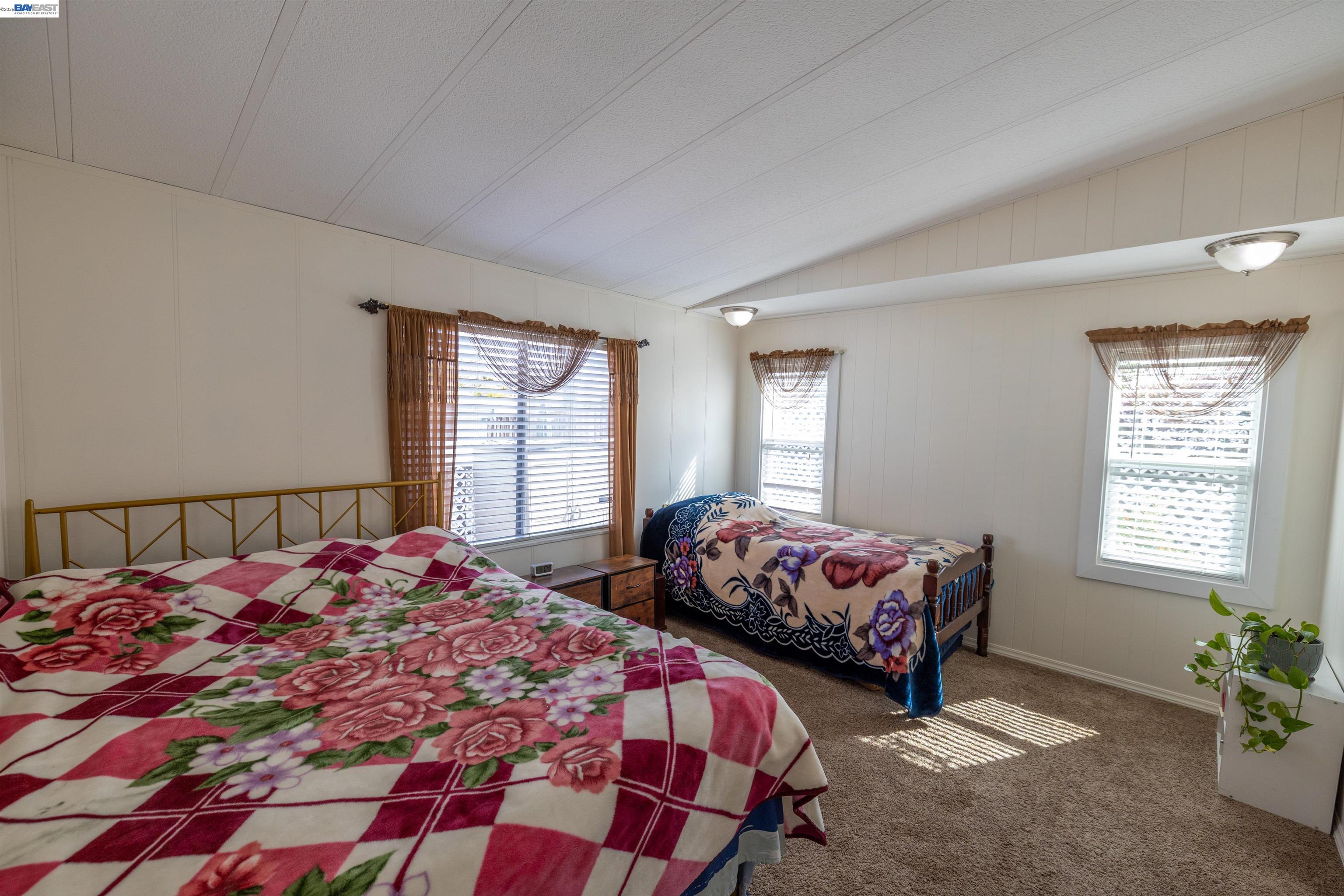 Detail Gallery Image 18 of 37 For 1438 Buckingham Way, Hayward,  CA 94544 - 2 Beds | 2 Baths