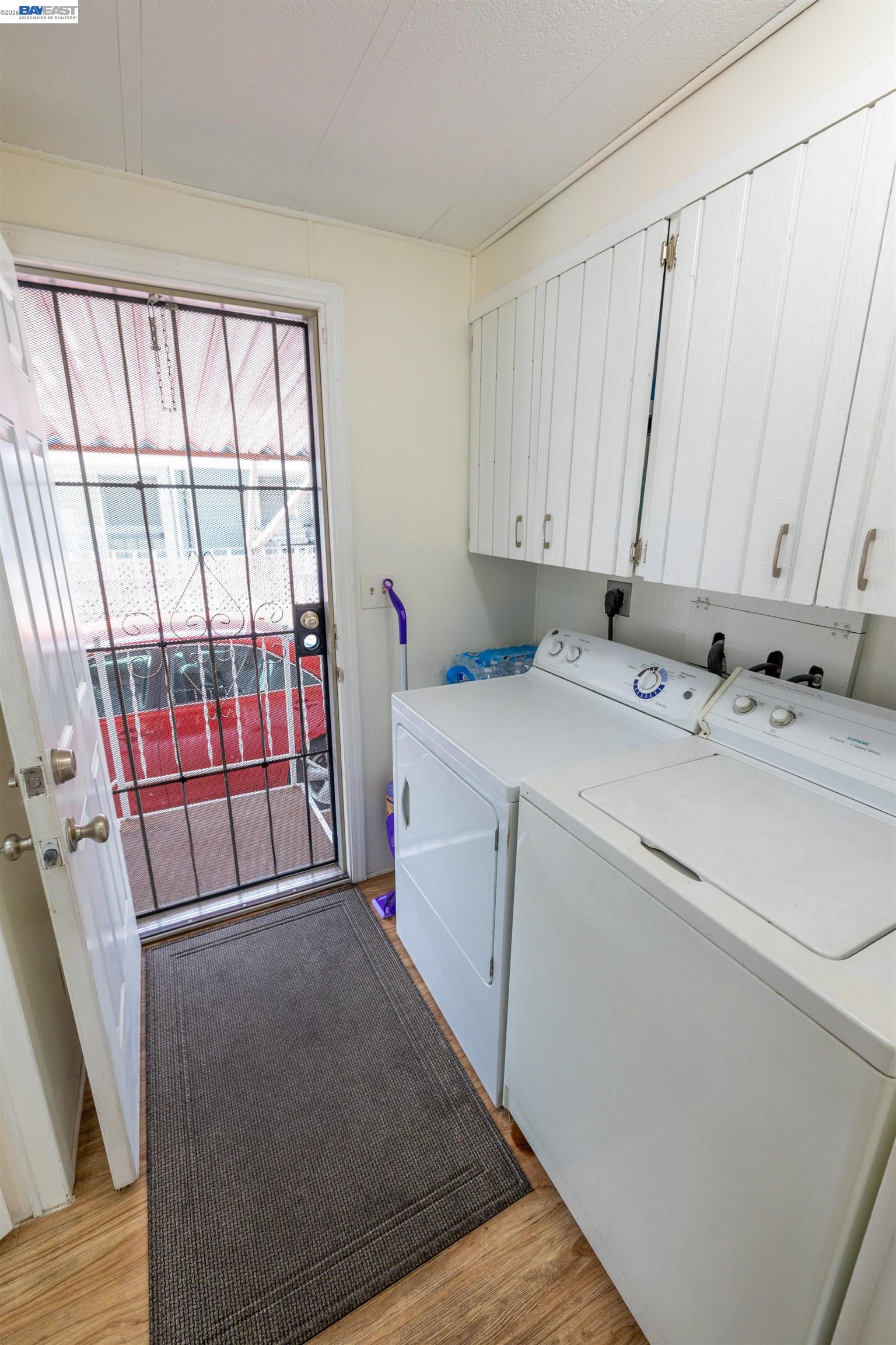 Detail Gallery Image 22 of 37 For 1438 Buckingham Way, Hayward,  CA 94544 - 2 Beds | 2 Baths