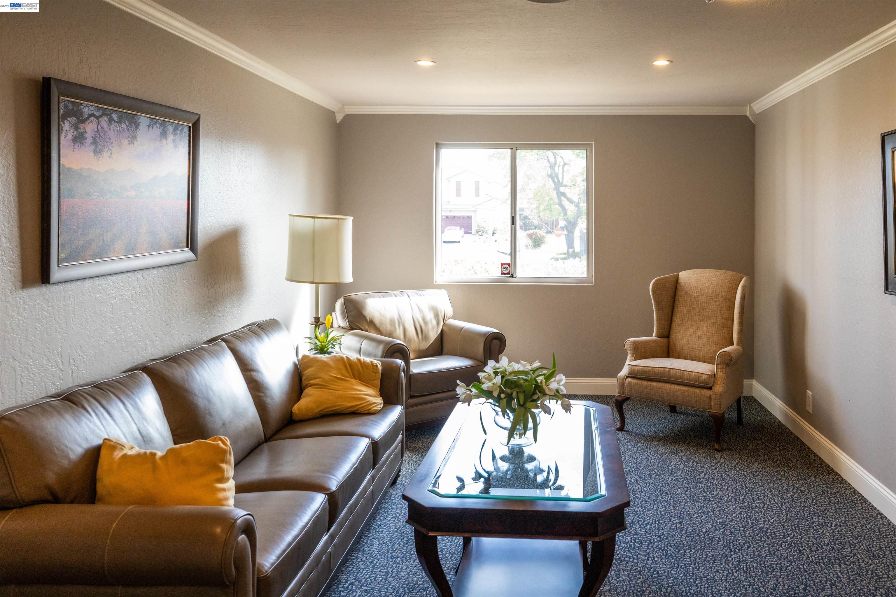 Detail Gallery Image 34 of 37 For 1438 Buckingham Way, Hayward,  CA 94544 - 2 Beds | 2 Baths