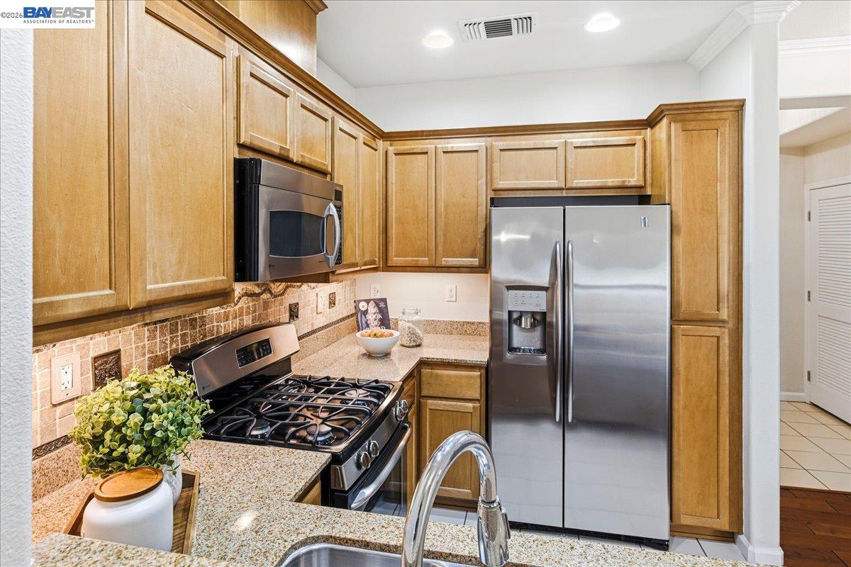 Photo #16: 41126077 Listing: Photo #16