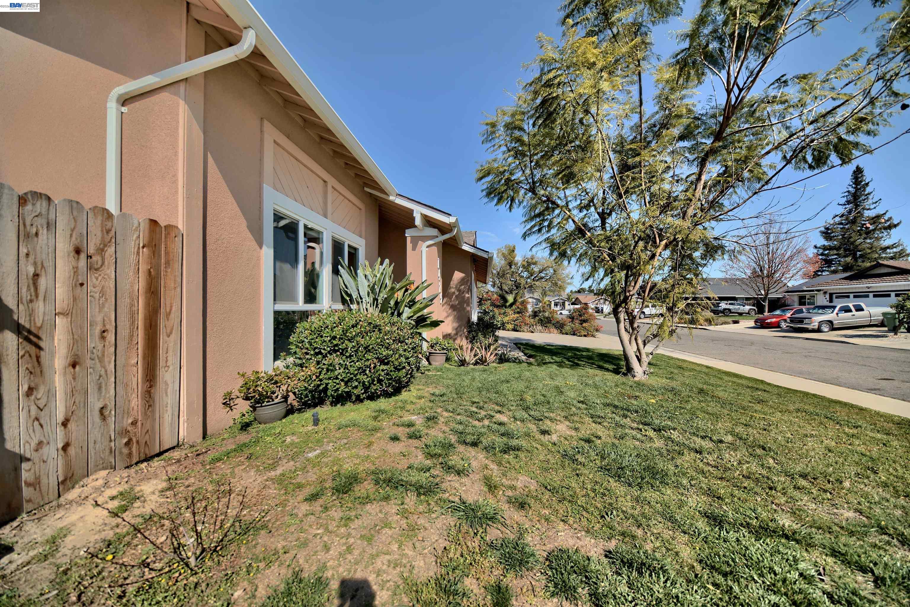 Detail Gallery Image 42 of 51 For 1425 Forest Dr, Turlock,  CA 95380 - 4 Beds | 3 Baths