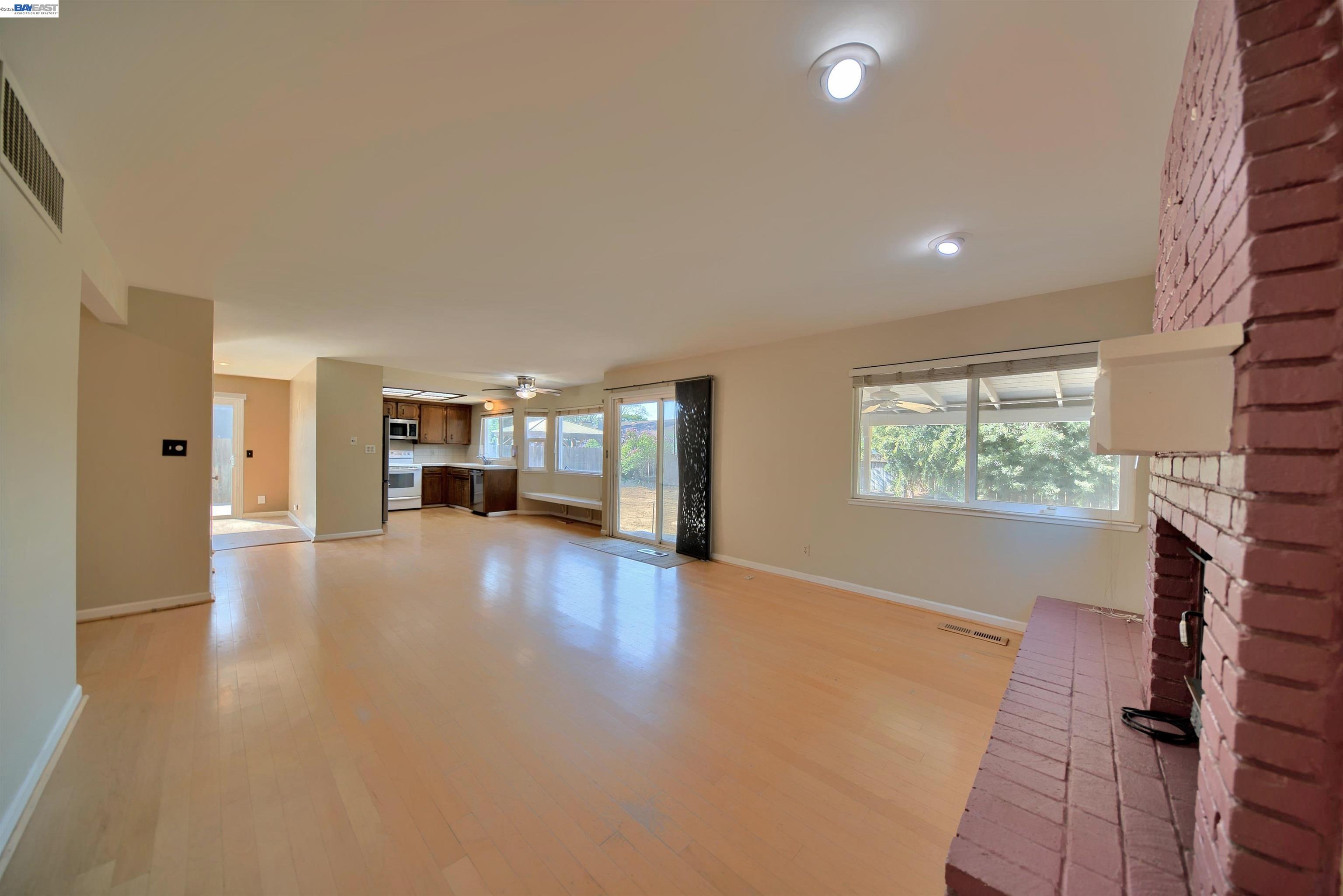 Detail Gallery Image 7 of 48 For 1425 Forest Dr, Turlock,  CA 95380 - 4 Beds | 3 Baths