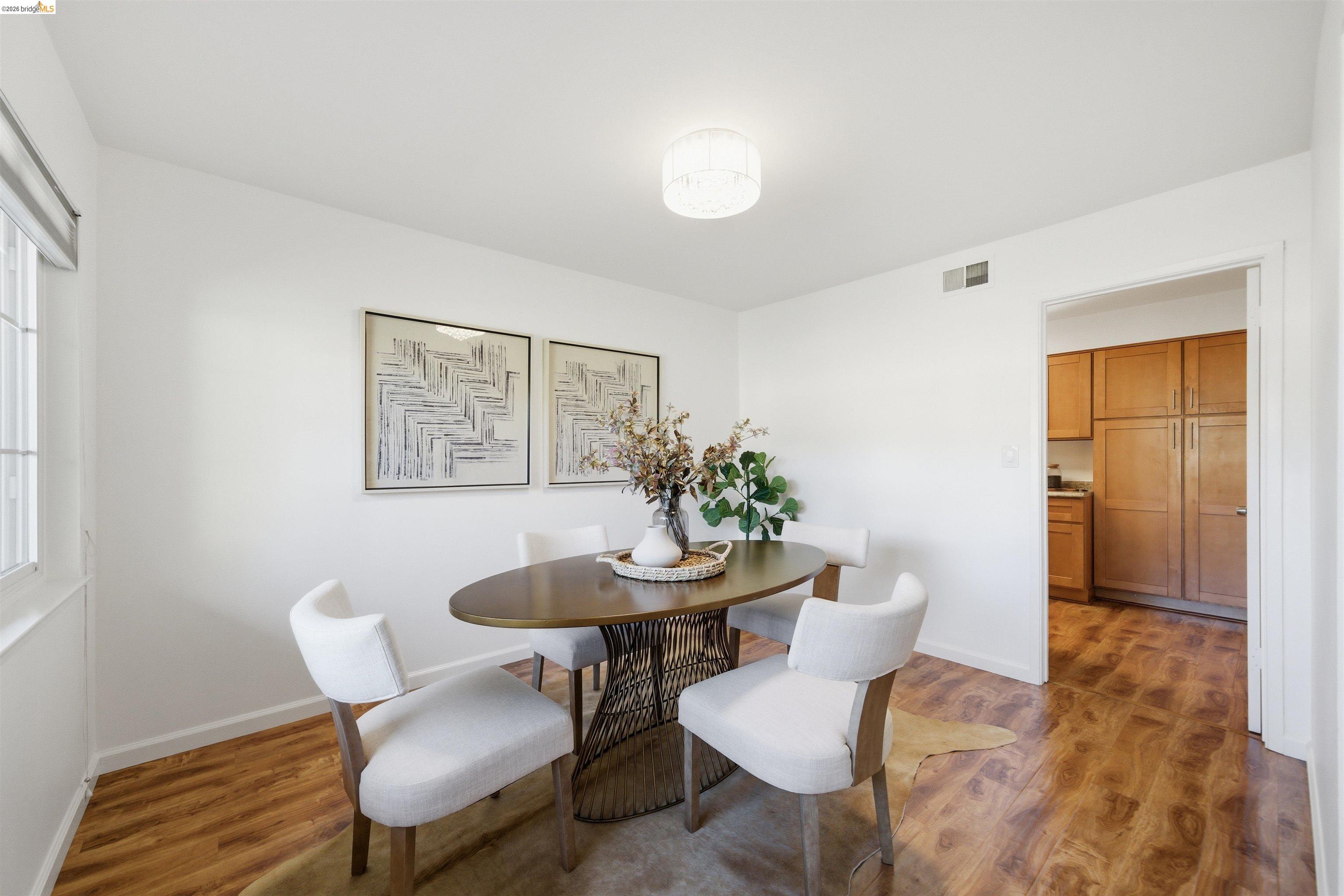 Detail Gallery Image 13 of 60 For 4708 Westwood Ct, Richmond,  CA 94803 - 4 Beds | 2 Baths