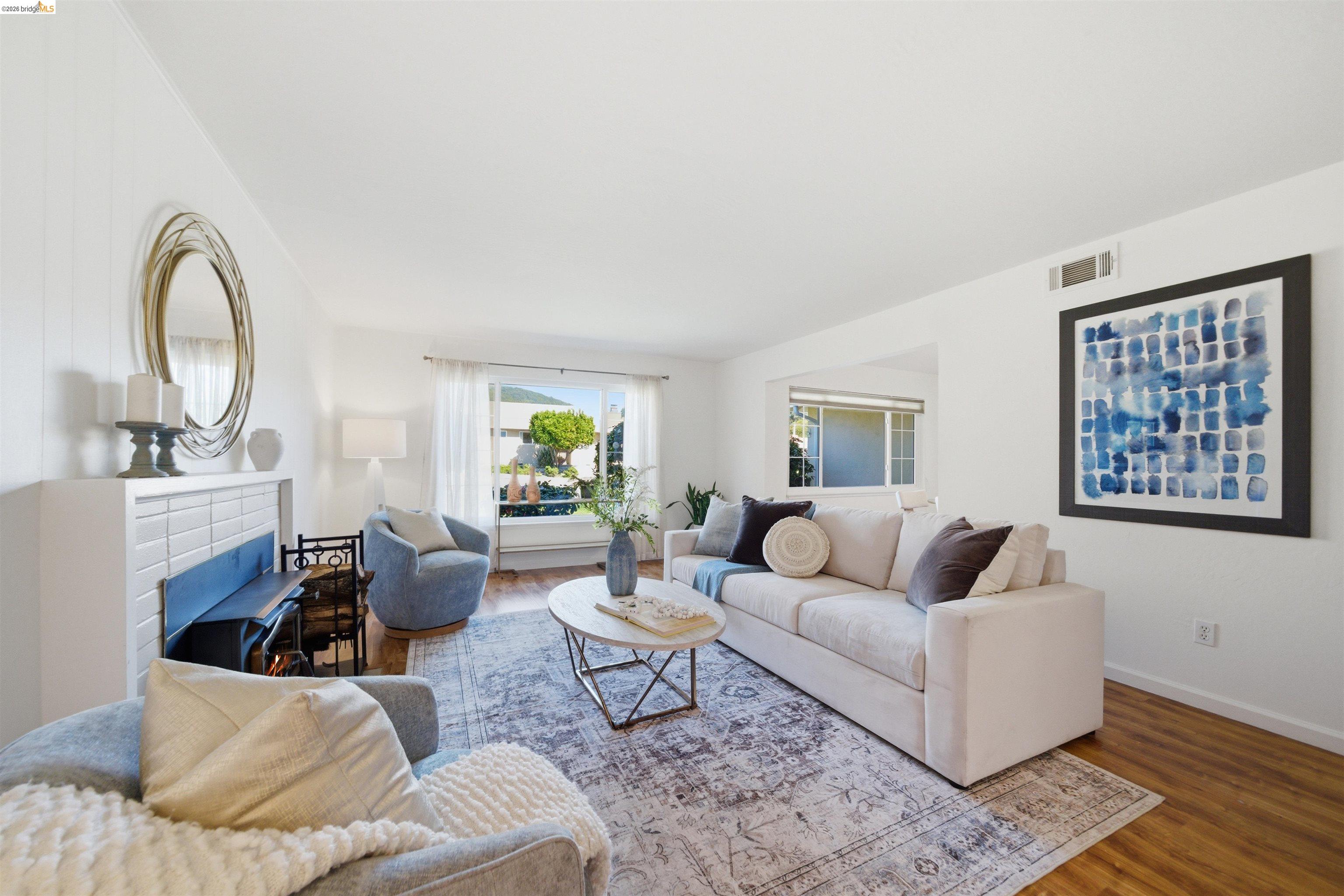 Detail Gallery Image 9 of 60 For 4708 Westwood Ct, Richmond,  CA 94803 - 4 Beds | 2 Baths