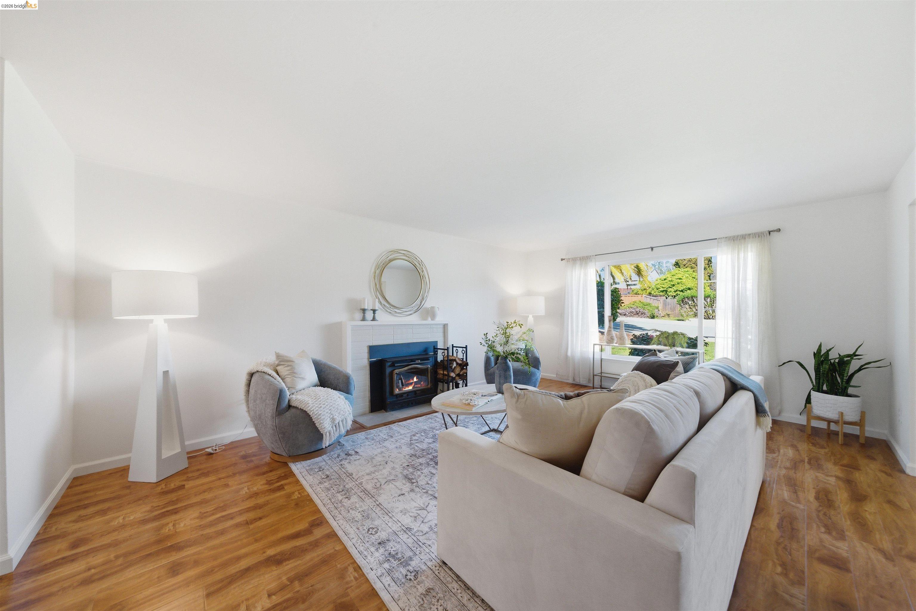 Detail Gallery Image 10 of 60 For 4708 Westwood Ct, Richmond,  CA 94803 - 4 Beds | 2 Baths