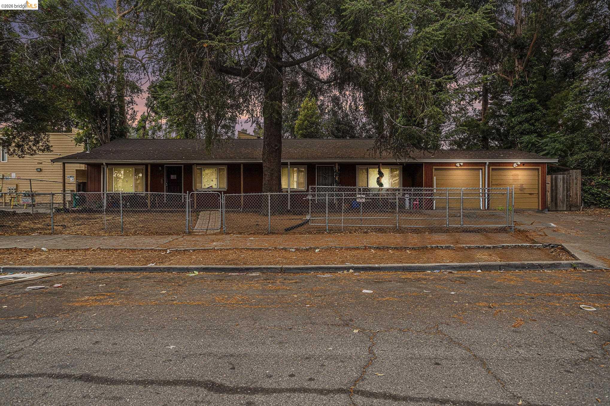 Detail Gallery Image 3 of 35 For 2353 83rd Ave, Oakland,  CA 94605 - – Beds | – Baths