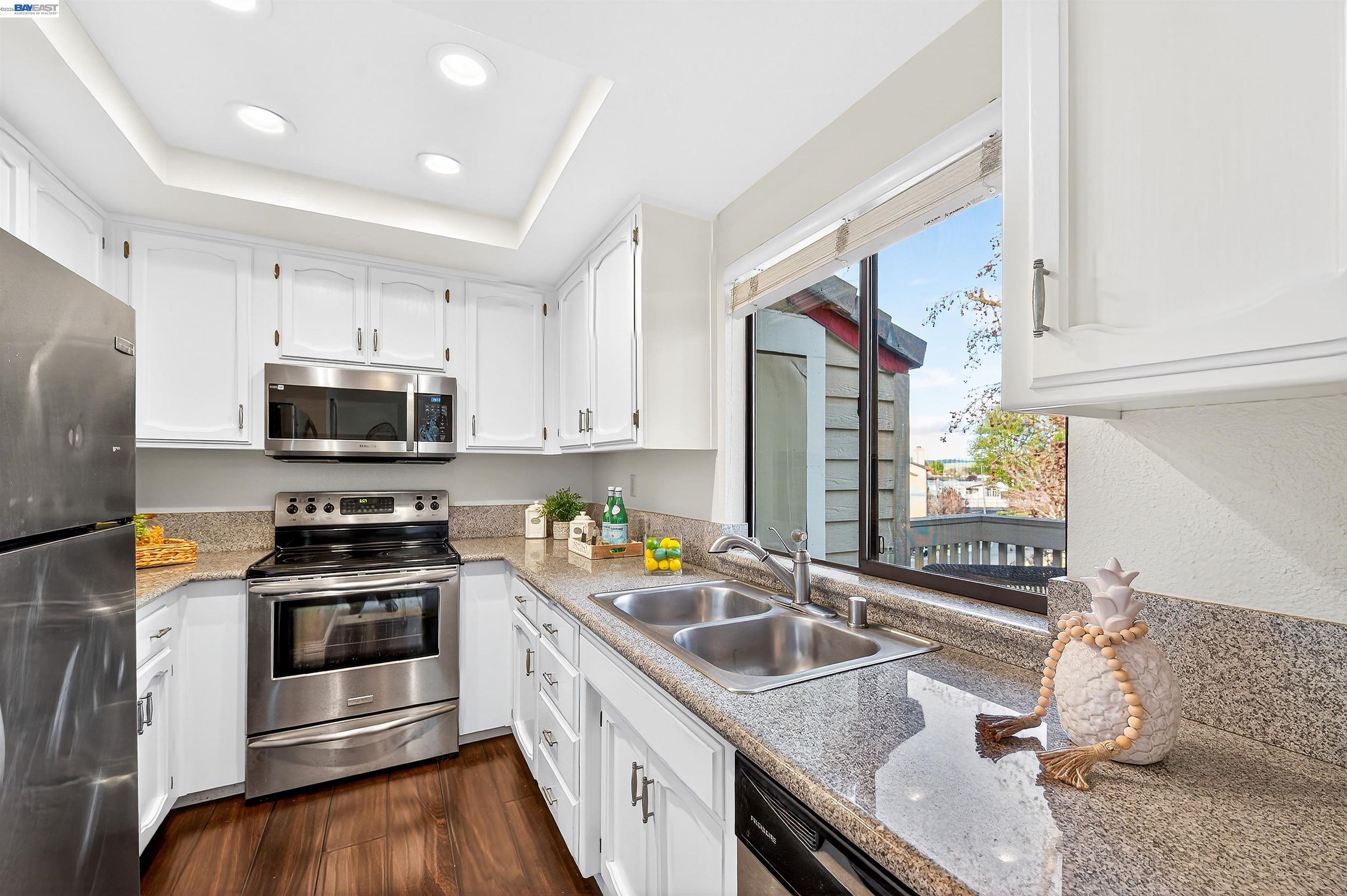 Photo #9: 41126081 Listing: Photo #9