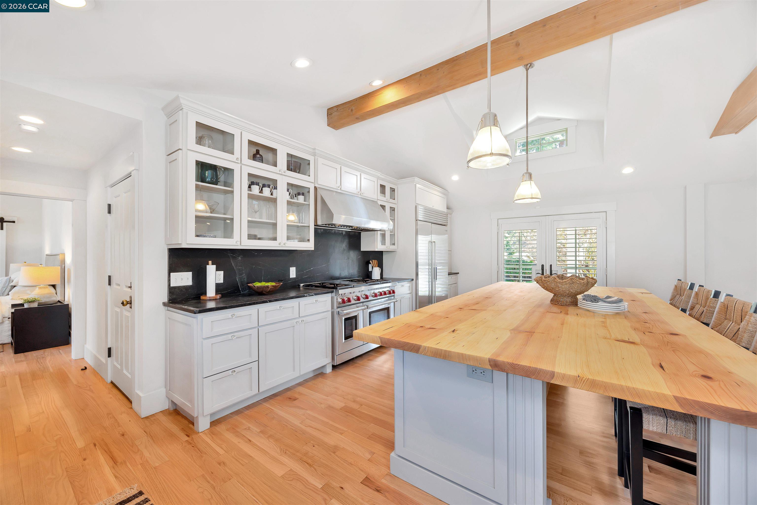 Detail Gallery Image 11 of 53 For 942 Raintree Pl, Lafayette,  CA 94549 - 5 Beds | 3/1 Baths