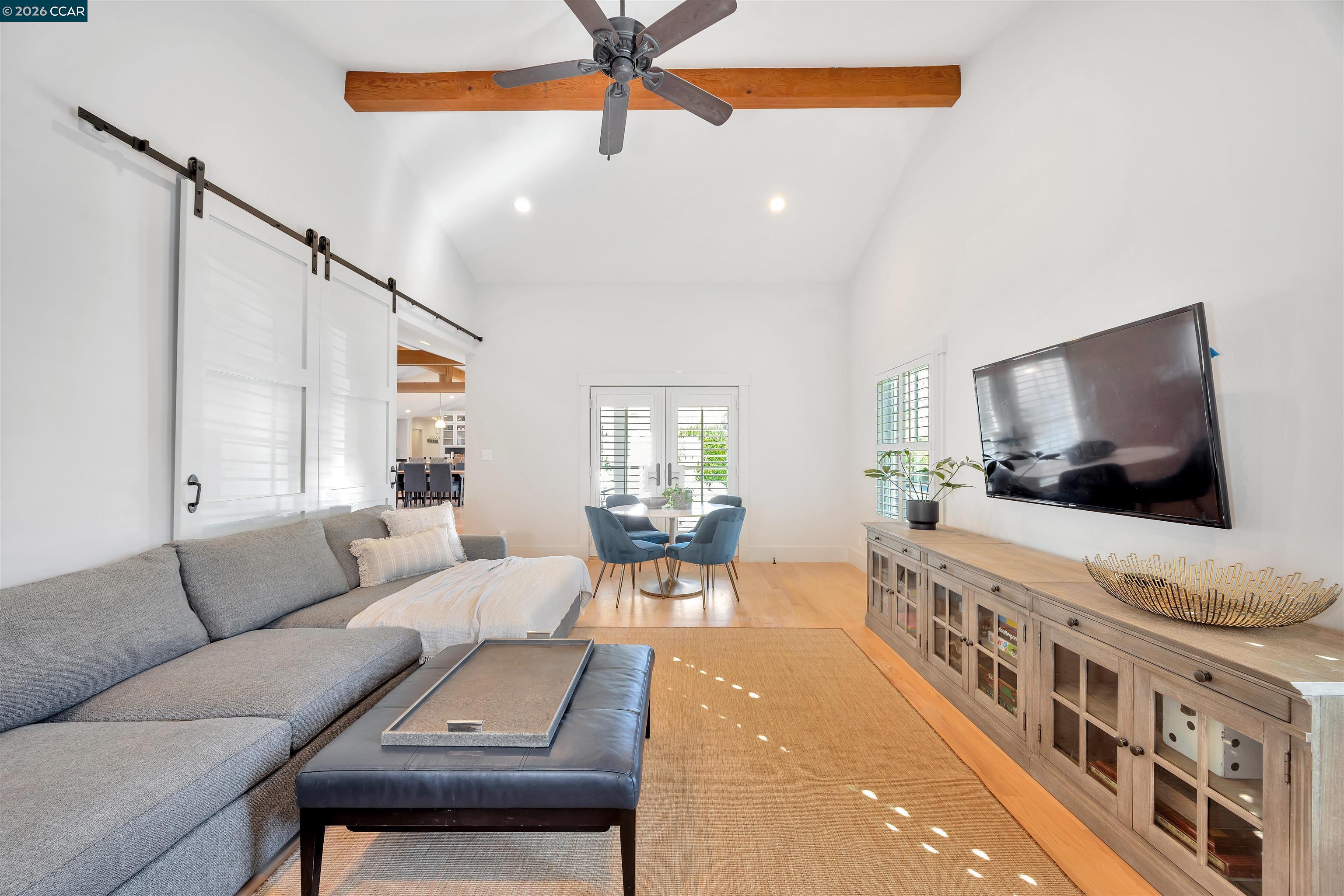 Detail Gallery Image 19 of 53 For 942 Raintree Pl, Lafayette,  CA 94549 - 5 Beds | 3/1 Baths