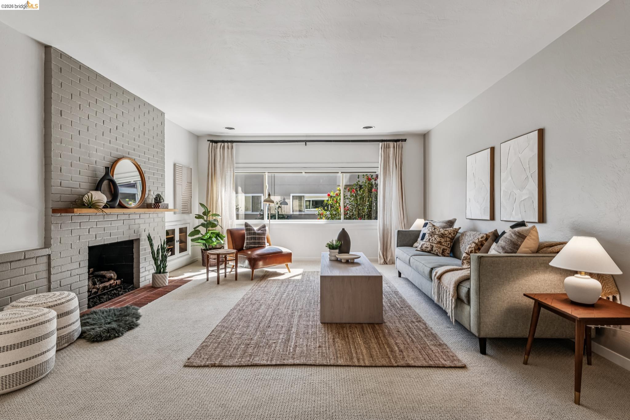 Photo #1: 41126084 Listing: Photo #1