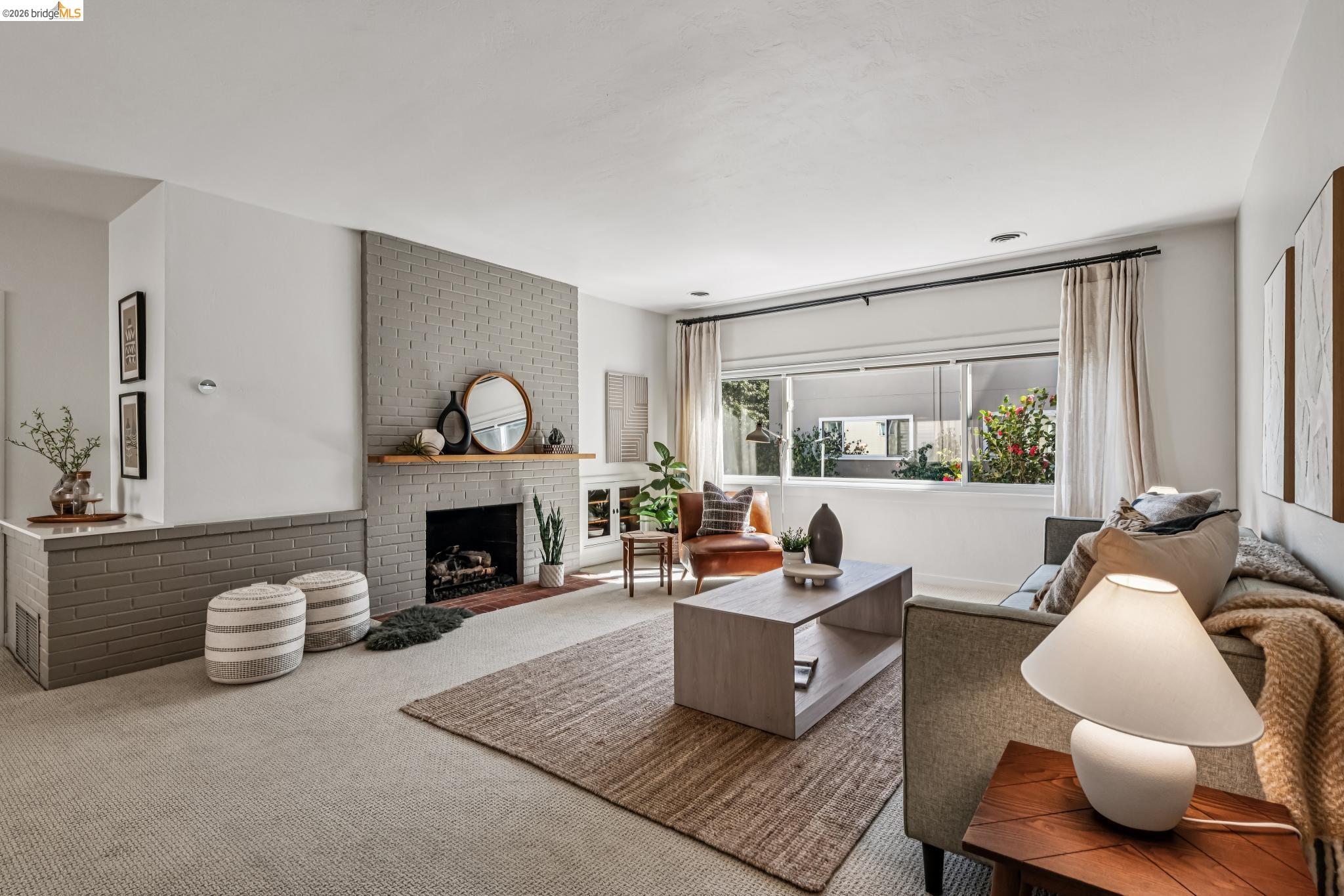 Photo #2: 41126084 Listing: Photo #2