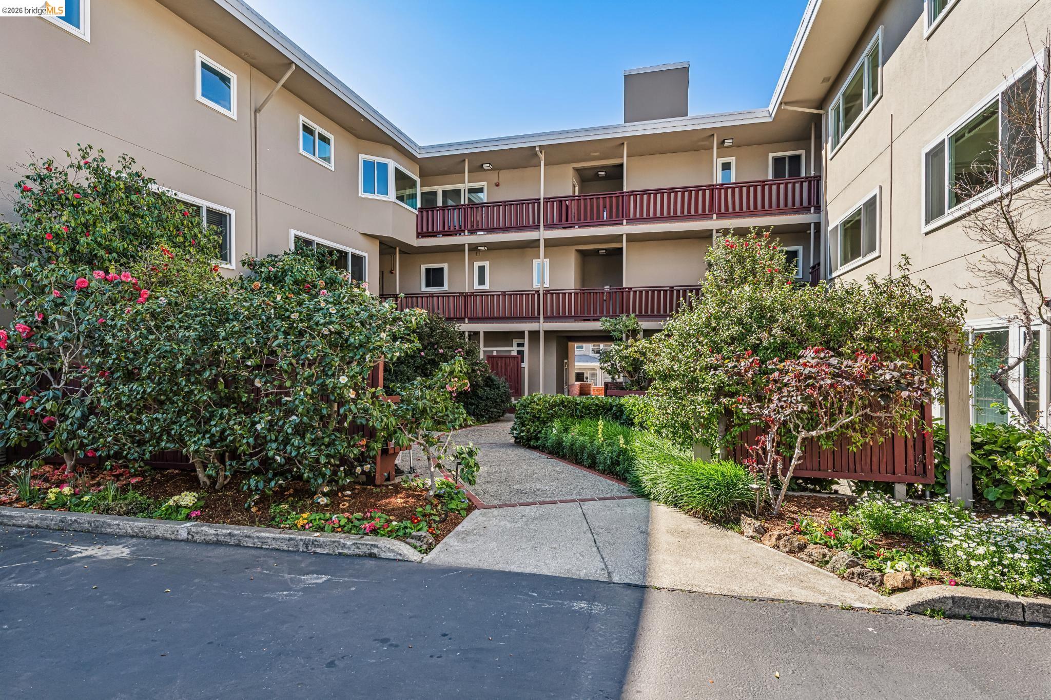 Photo #25: 41126084 Listing: Photo #25