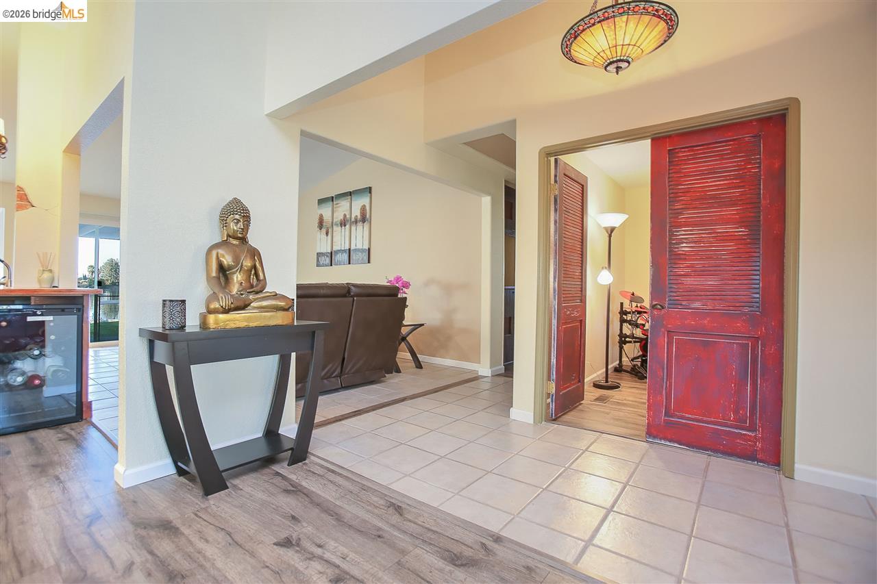 Detail Gallery Image 16 of 34 For 5545 Drakes Ct, Discovery Bay,  CA 94505 - 3 Beds | 2 Baths