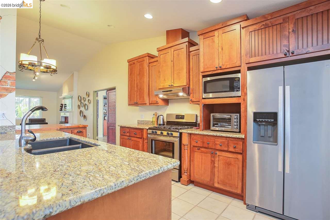 Detail Gallery Image 22 of 34 For 5545 Drakes Ct, Discovery Bay,  CA 94505 - 3 Beds | 2 Baths