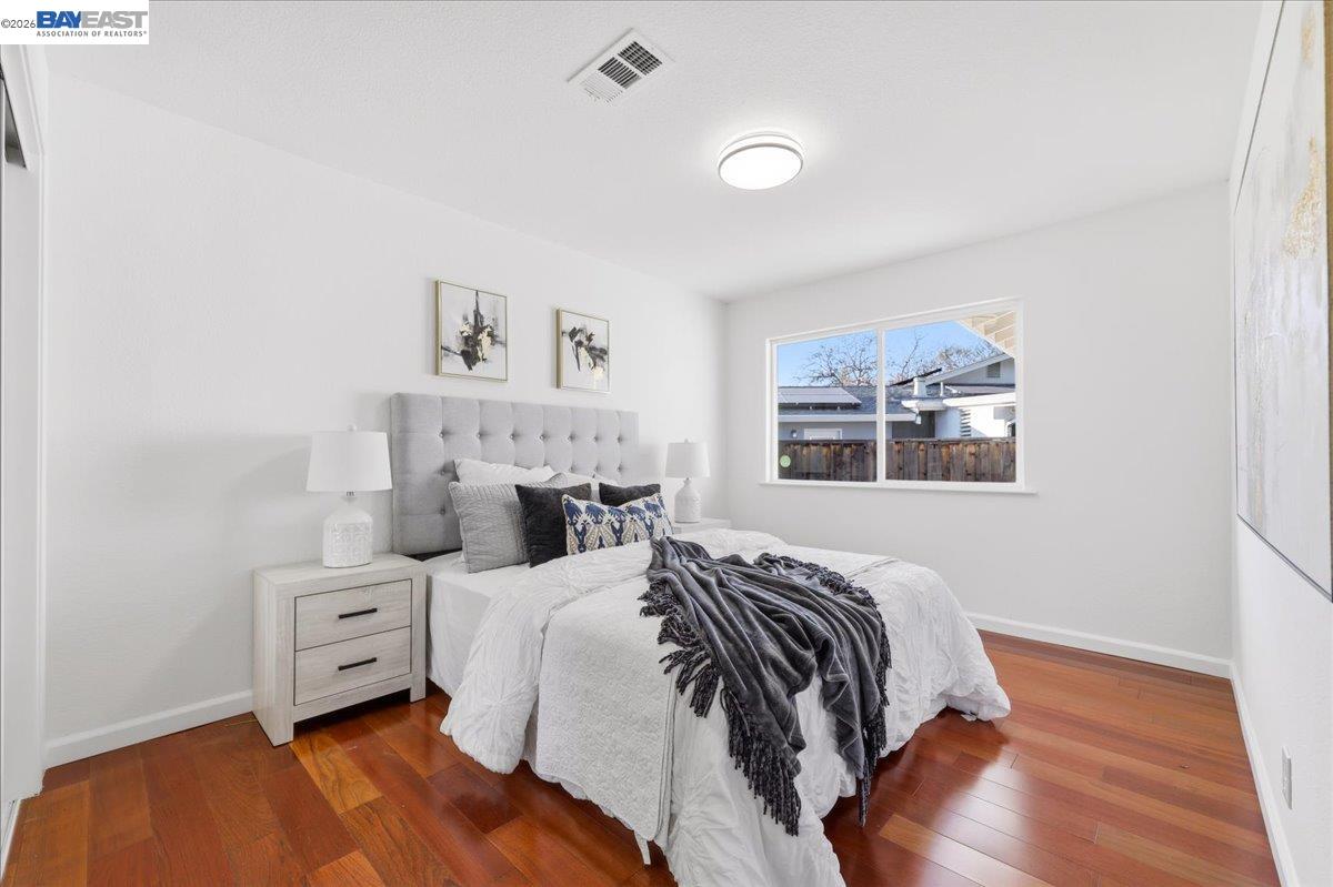 Detail Gallery Image 19 of 37 For 1565 Mendoza Ct, Pleasanton,  CA 94566 - 4 Beds | 3 Baths