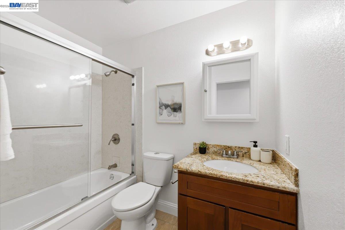 Detail Gallery Image 21 of 37 For 1565 Mendoza Ct, Pleasanton,  CA 94566 - 4 Beds | 3 Baths