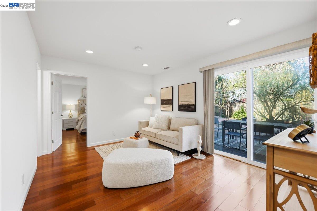 Detail Gallery Image 24 of 37 For 1565 Mendoza Ct, Pleasanton,  CA 94566 - 4 Beds | 3 Baths