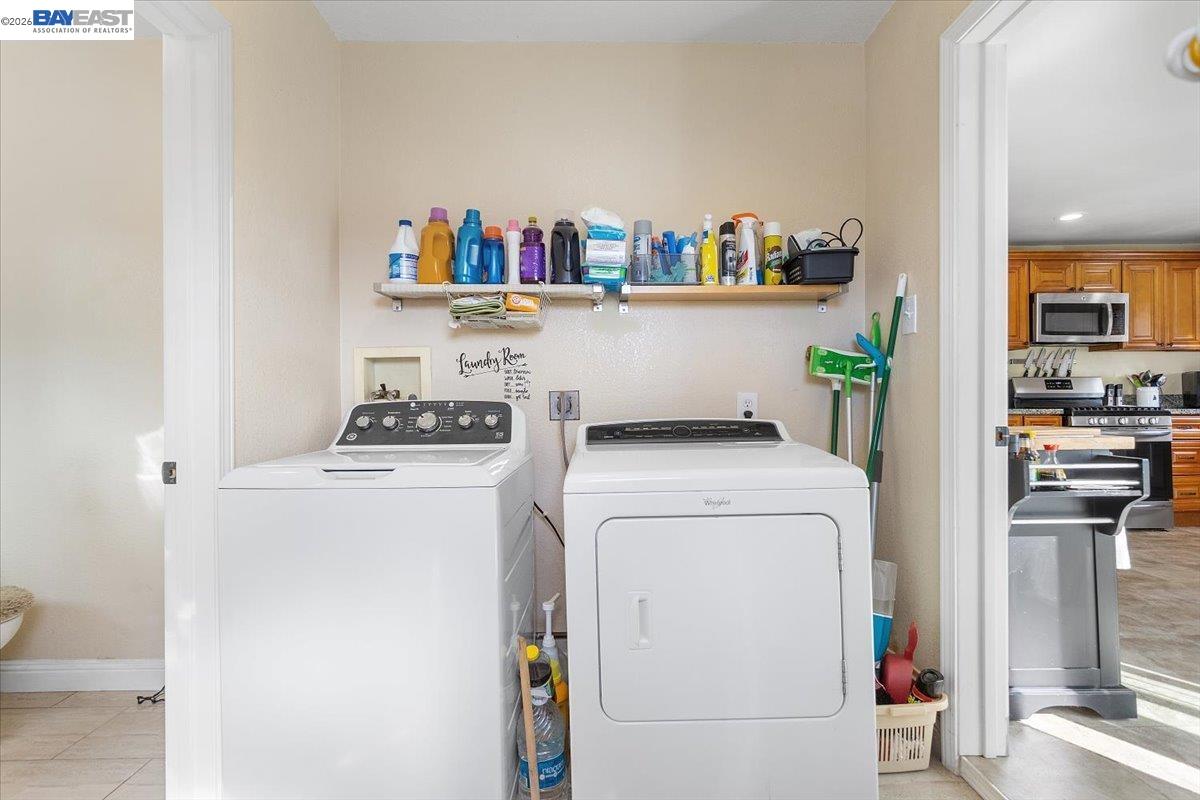 Detail Gallery Image 14 of 29 For 1002 Stanton Avenue, San Pablo,  CA 94806-2016 - 3 Beds | 2 Baths