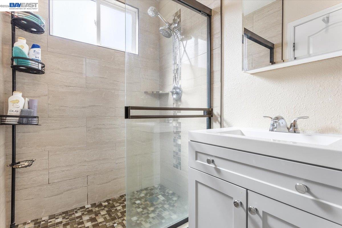 Detail Gallery Image 22 of 29 For 1002 Stanton Avenue, San Pablo,  CA 94806-2016 - 3 Beds | 2 Baths