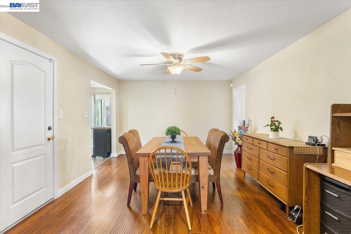 Detail Gallery Image 7 of 29 For 1002 Stanton Avenue, San Pablo,  CA 94806-2016 - 3 Beds | 2 Baths