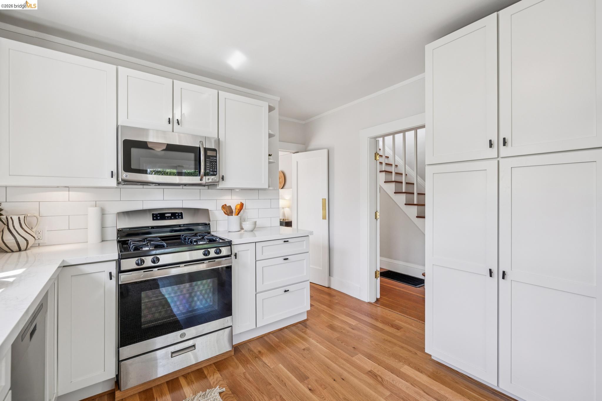 Detail Gallery Image 18 of 59 For 4610 San Sebastian Avenue, Oakland,  CA 94602 - 2 Beds | 1 Baths