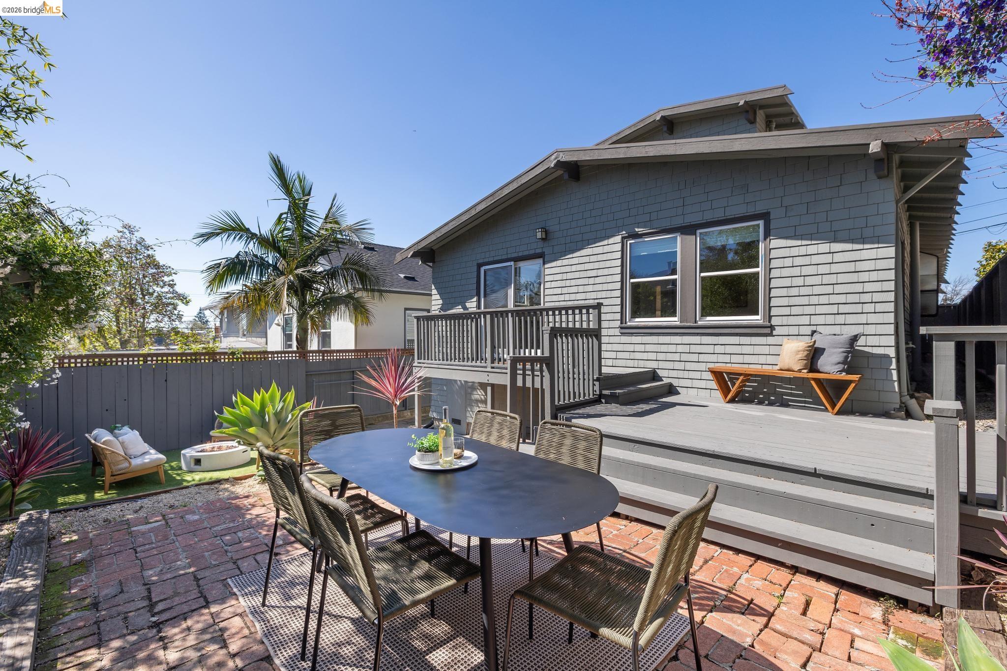 Detail Gallery Image 27 of 59 For 4610 San Sebastian Avenue, Oakland,  CA 94602 - 2 Beds | 1 Baths