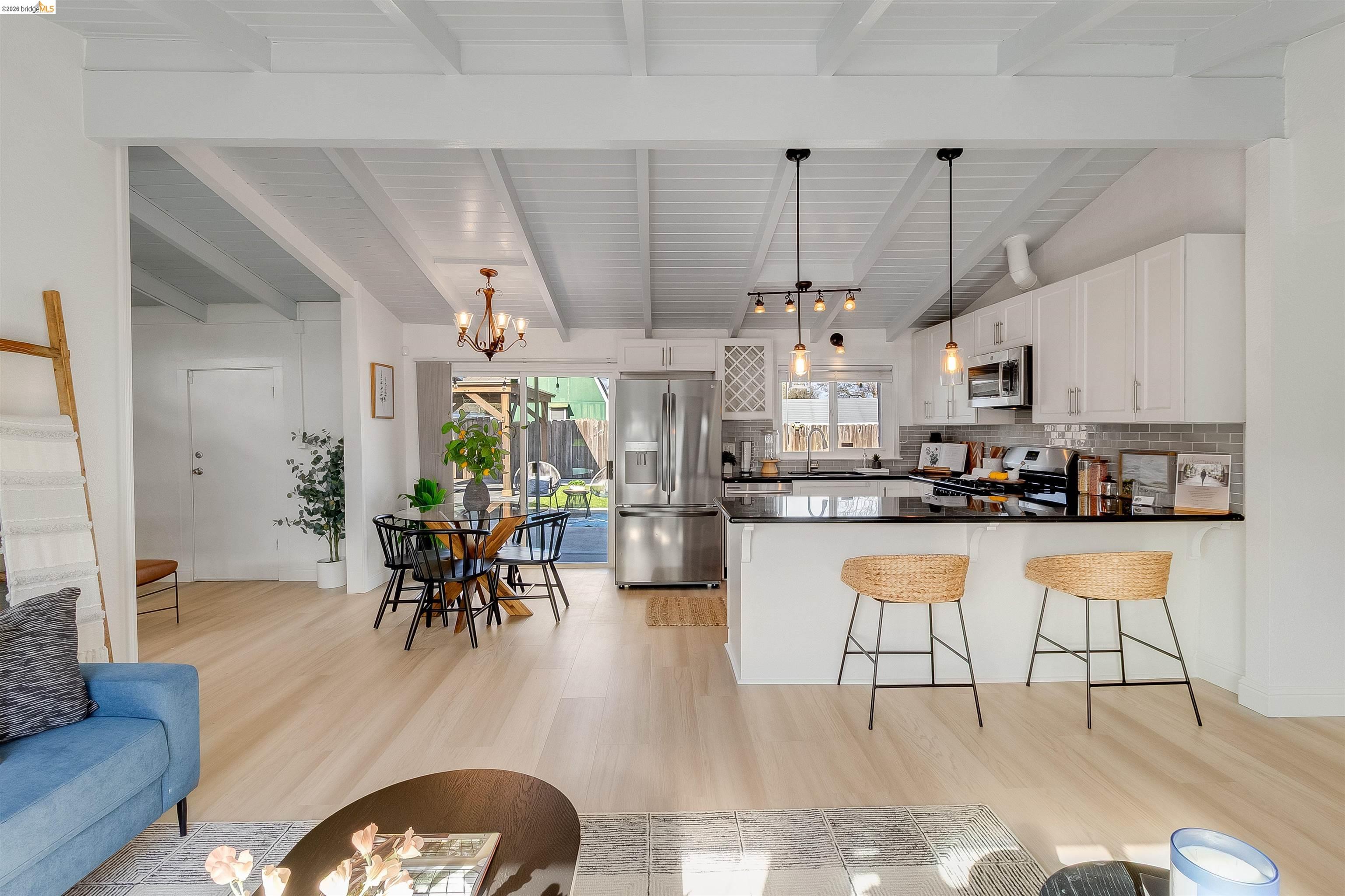 Detail Gallery Image 8 of 50 For 3013 Justin Way, Concord,  CA 94520 - 4 Beds | 2 Baths