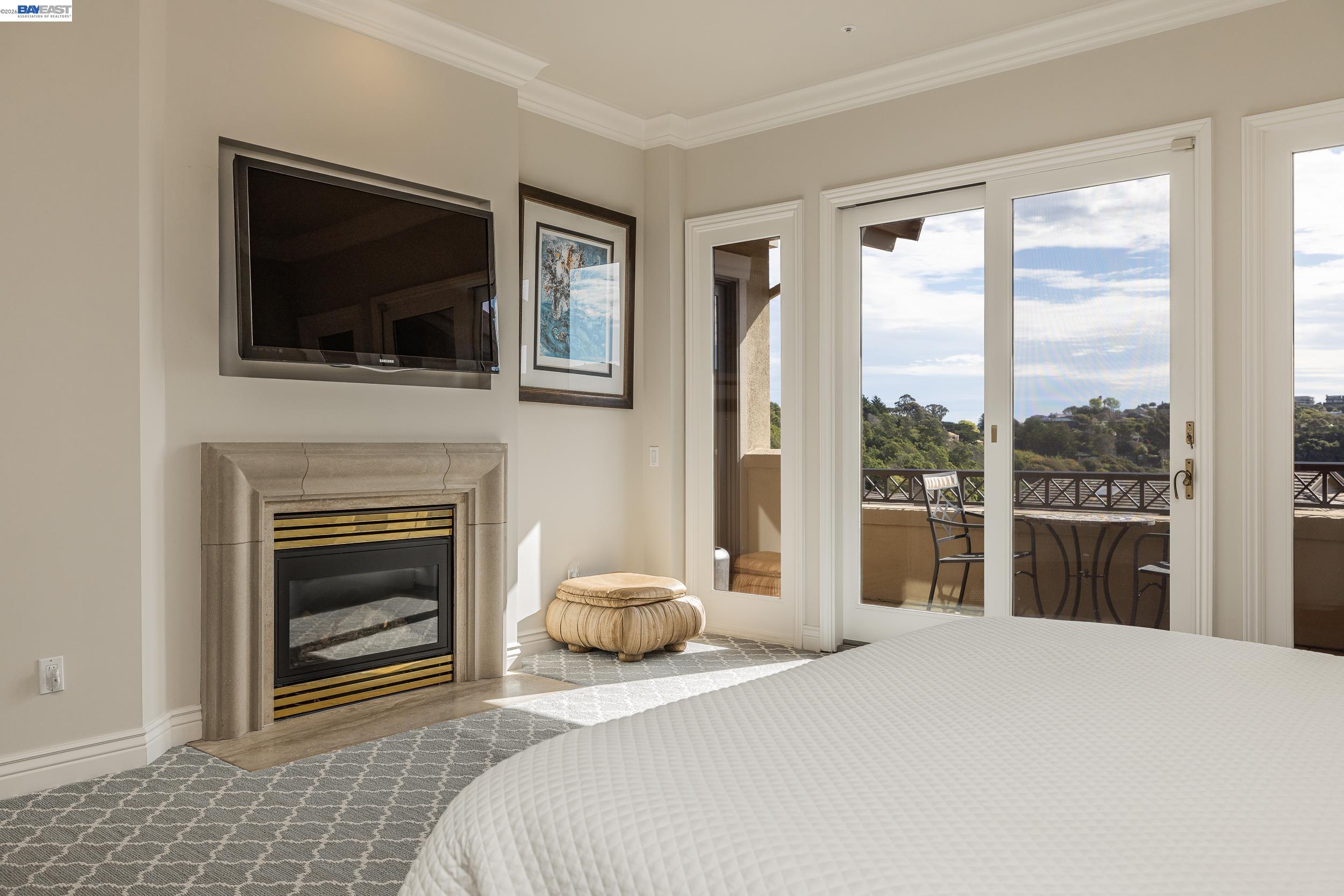 Detail Gallery Image 26 of 51 For 51 Seminary Cove Dr, Mill Valley,  CA 94941 - 3 Beds | 3/1 Baths