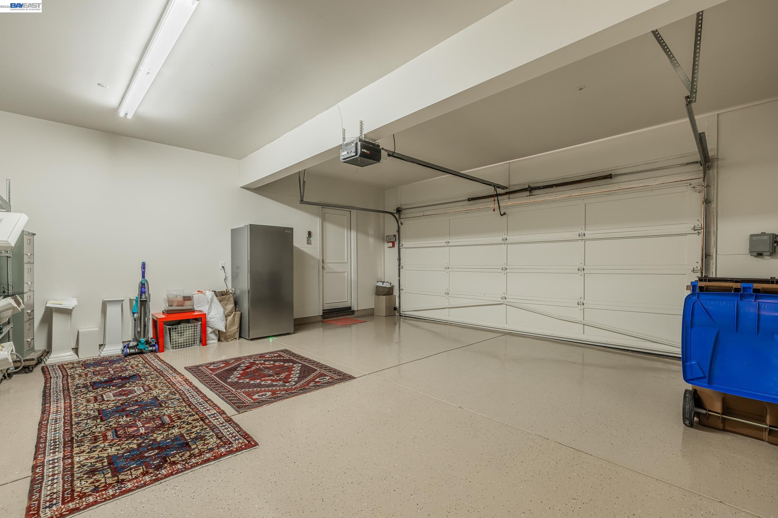 Detail Gallery Image 33 of 51 For 51 Seminary Cove Dr, Mill Valley,  CA 94941 - 3 Beds | 3/1 Baths