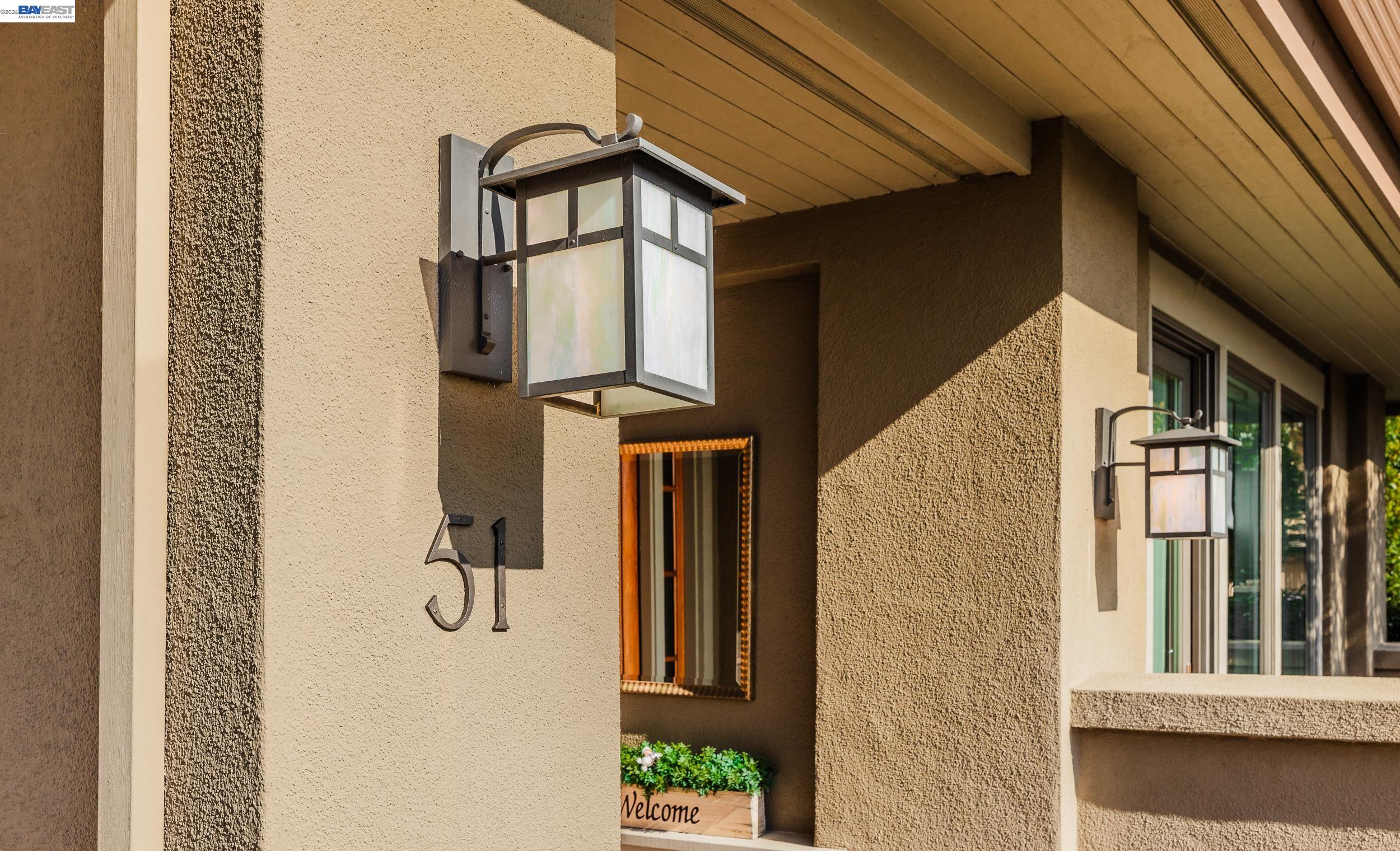 Detail Gallery Image 46 of 51 For 51 Seminary Cove Dr, Mill Valley,  CA 94941 - 3 Beds | 3/1 Baths