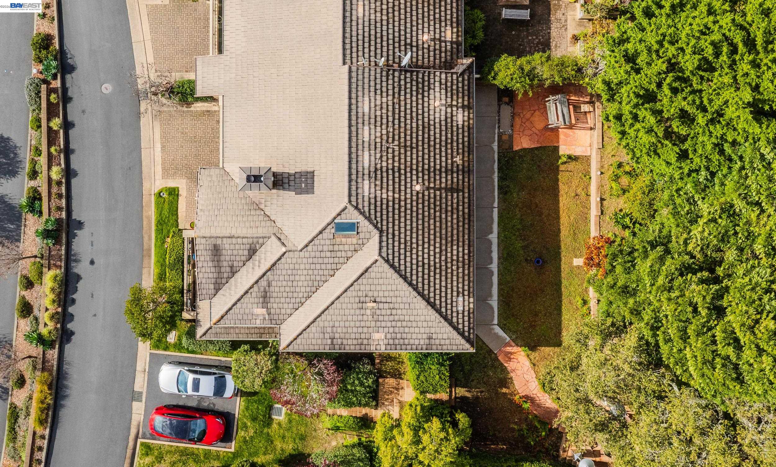 Detail Gallery Image 47 of 51 For 51 Seminary Cove Dr, Mill Valley,  CA 94941 - 3 Beds | 3/1 Baths