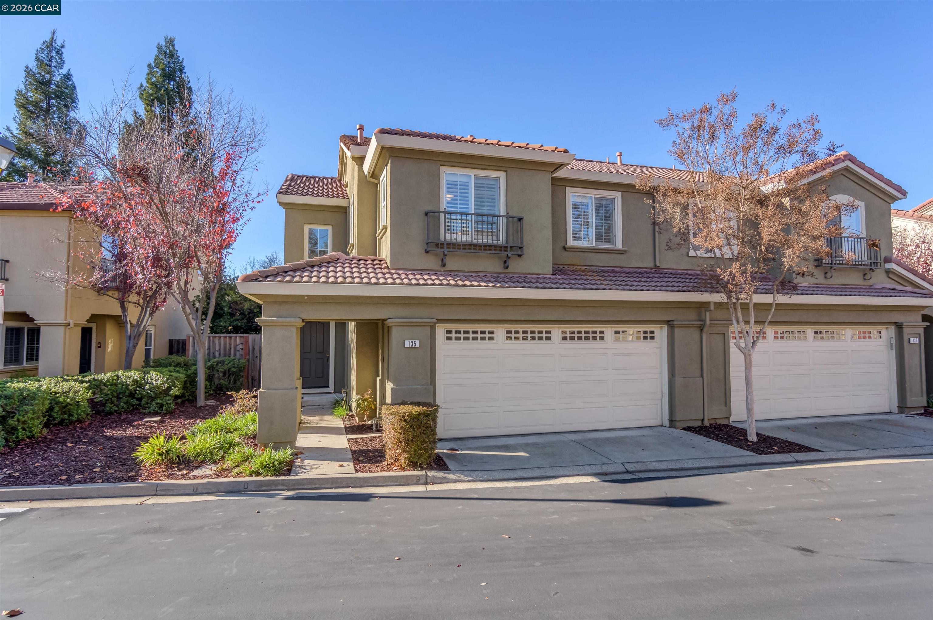 Detail Gallery Image 2 of 33 For 135 Coralflower Ln, San Ramon,  CA 94582 - 3 Beds | 2/1 Baths