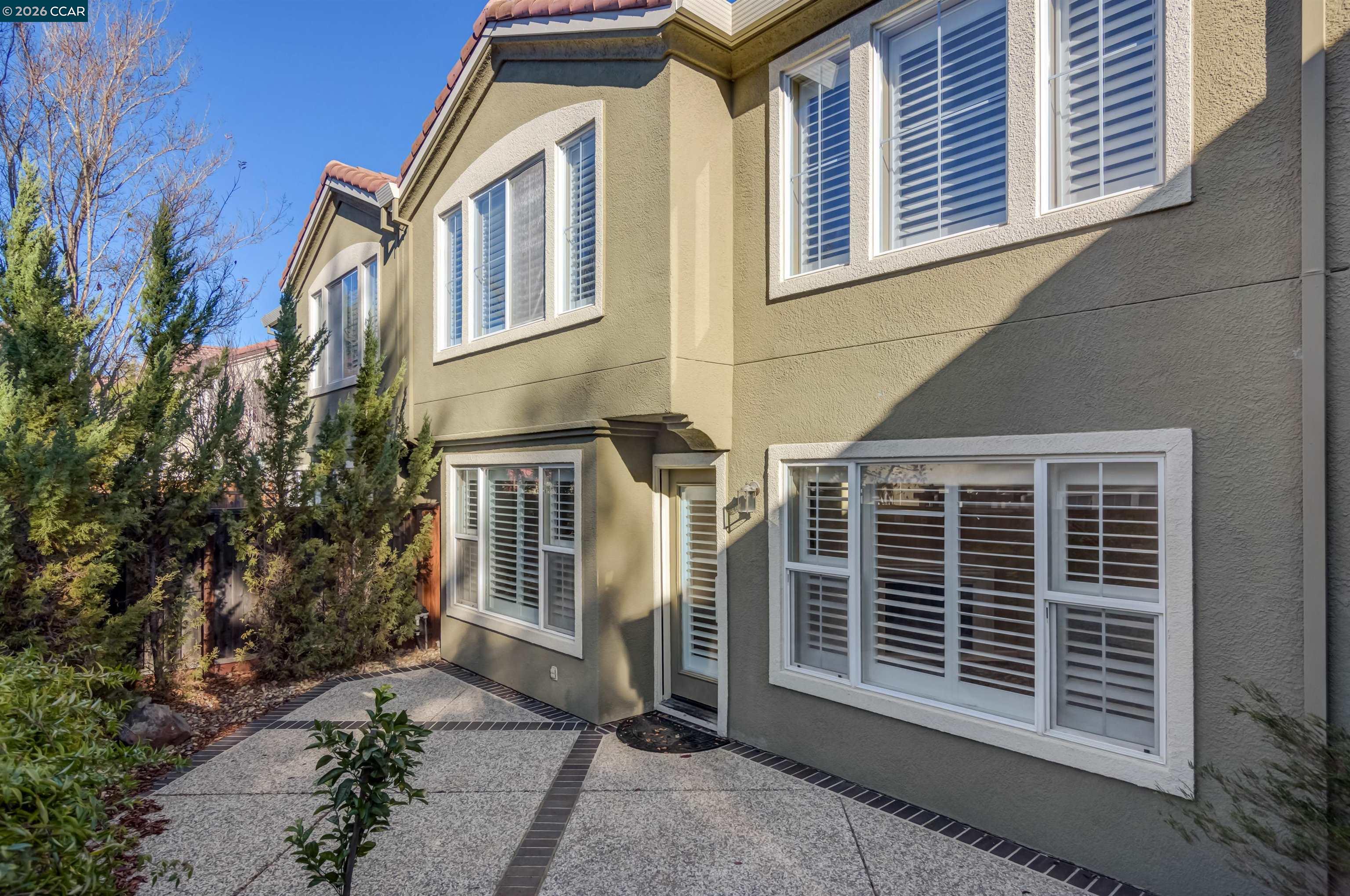 Detail Gallery Image 11 of 33 For 135 Coralflower Ln, San Ramon,  CA 94582 - 3 Beds | 2/1 Baths