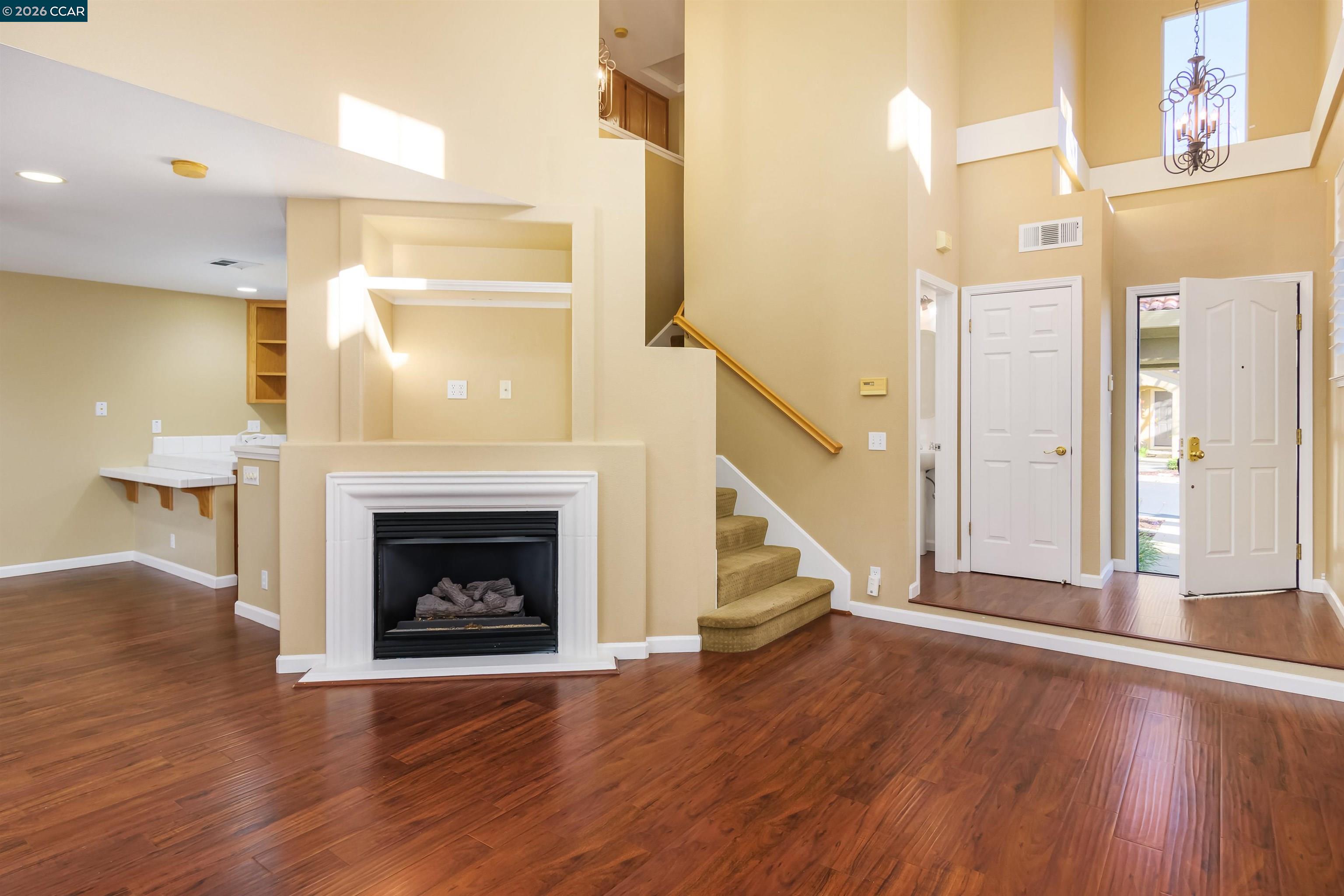 Detail Gallery Image 6 of 33 For 135 Coralflower Ln, San Ramon,  CA 94582 - 3 Beds | 2/1 Baths