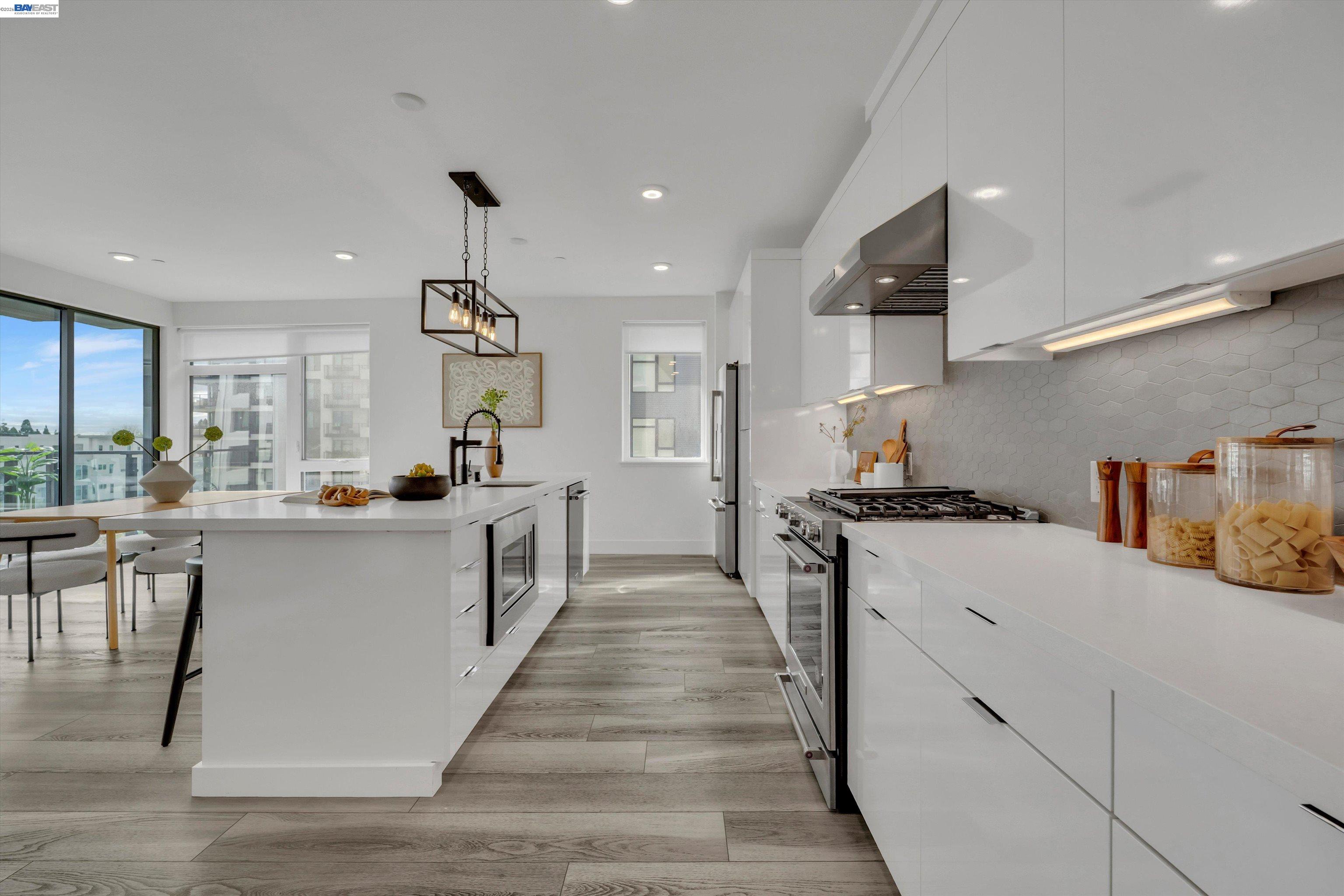 Detail Gallery Image 4 of 45 For 3578 Rambla Pl #430,  Santa Clara,  CA 95051-1585 - 3 Beds | 2/1 Baths