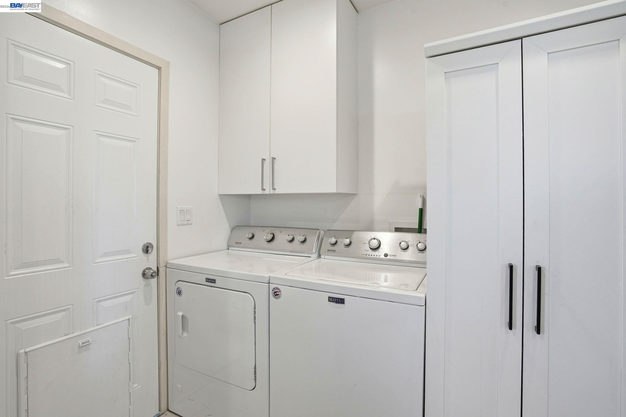 Detail Gallery Image 14 of 41 For 1954 87th Ave, Oakland,  CA 94621 - 3 Beds | 2 Baths