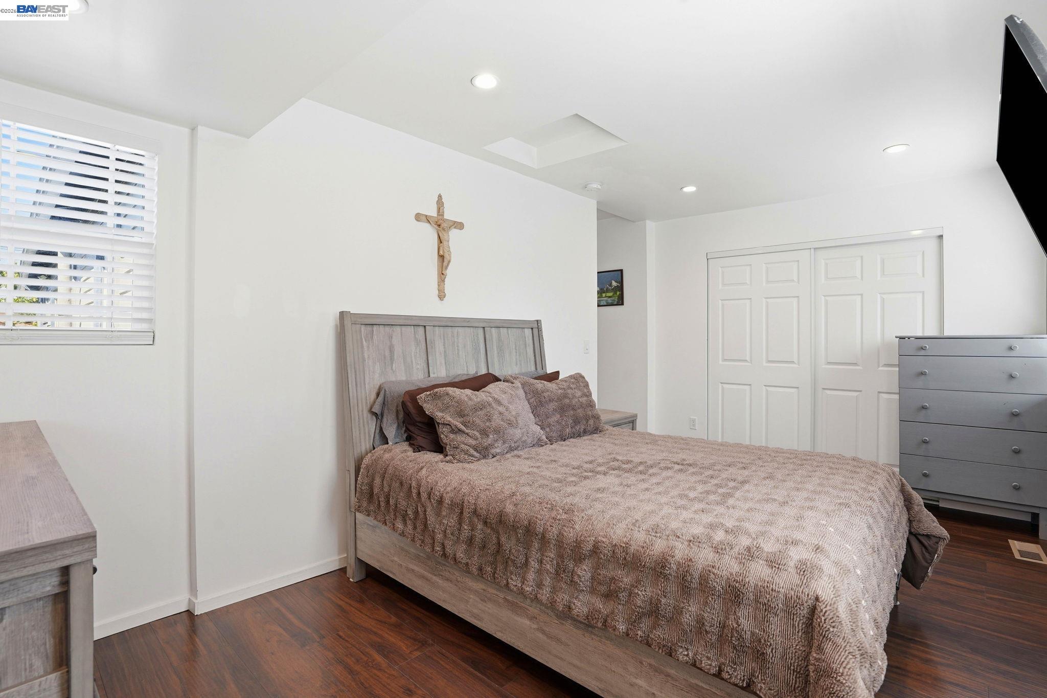 Detail Gallery Image 24 of 41 For 1954 87th Ave, Oakland,  CA 94621 - 3 Beds | 2 Baths