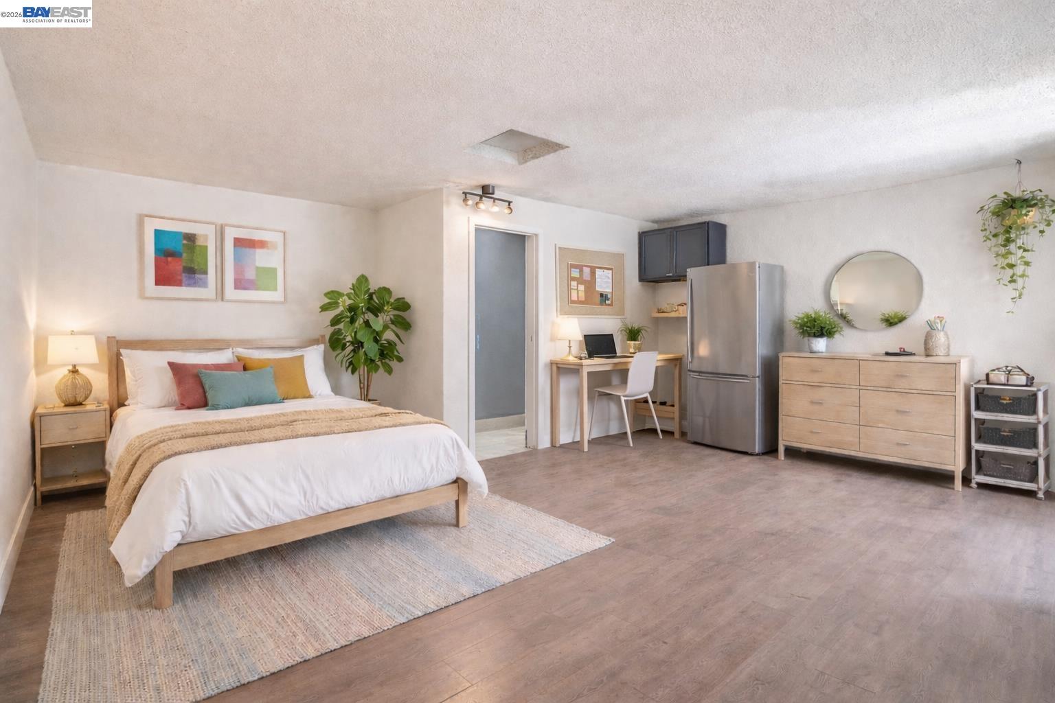 Detail Gallery Image 28 of 41 For 1954 87th Ave, Oakland,  CA 94621 - 3 Beds | 2 Baths