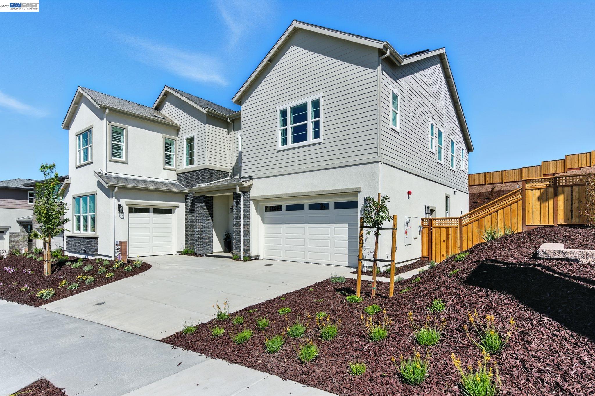 Detail Gallery Image 2 of 60 For 1652 Savannah Court, Dublin,  CA 94568 - 5 Beds | 5/1 Baths