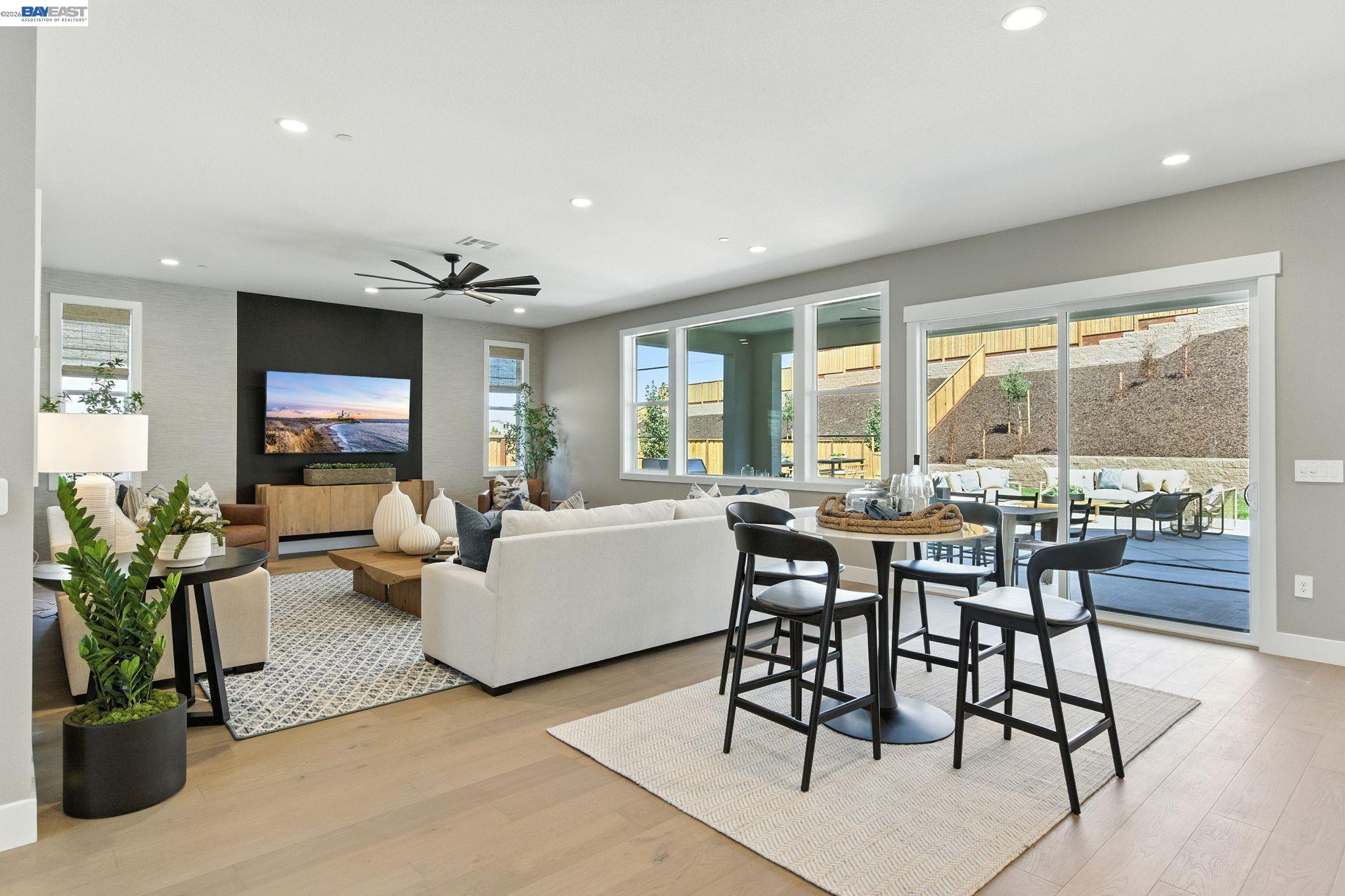 Detail Gallery Image 16 of 60 For 1652 Savannah Court, Dublin,  CA 94568 - 5 Beds | 5/1 Baths