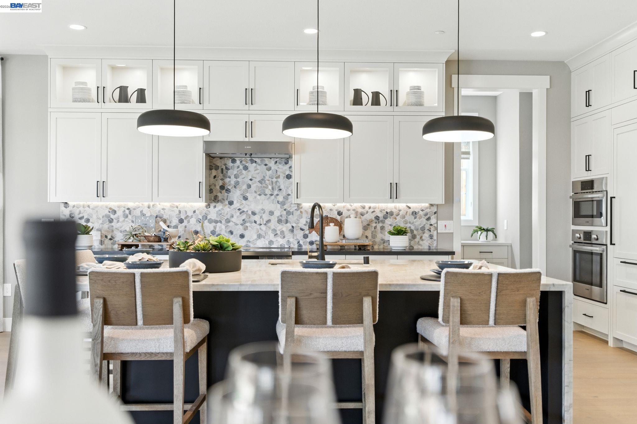 Detail Gallery Image 18 of 60 For 1652 Savannah Court, Dublin,  CA 94568 - 5 Beds | 5/1 Baths