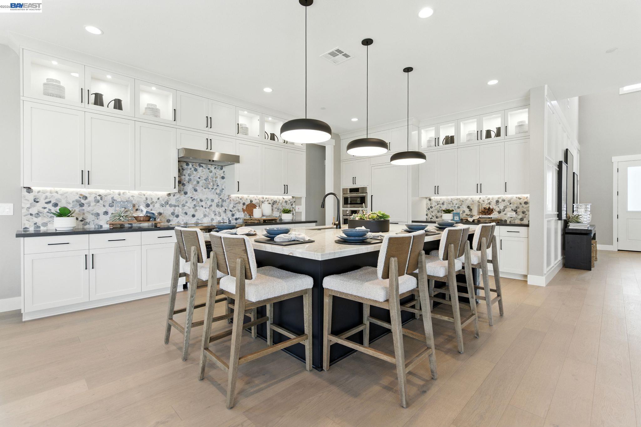 Detail Gallery Image 24 of 60 For 1652 Savannah Court, Dublin,  CA 94568 - 5 Beds | 5/1 Baths