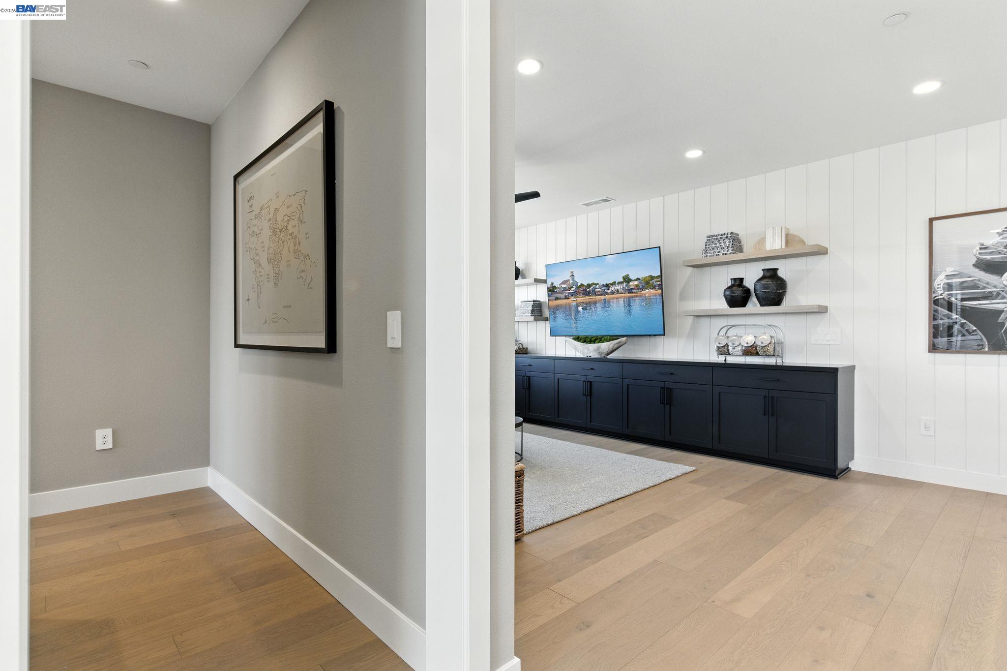 Detail Gallery Image 29 of 60 For 1652 Savannah Court, Dublin,  CA 94568 - 5 Beds | 5/1 Baths